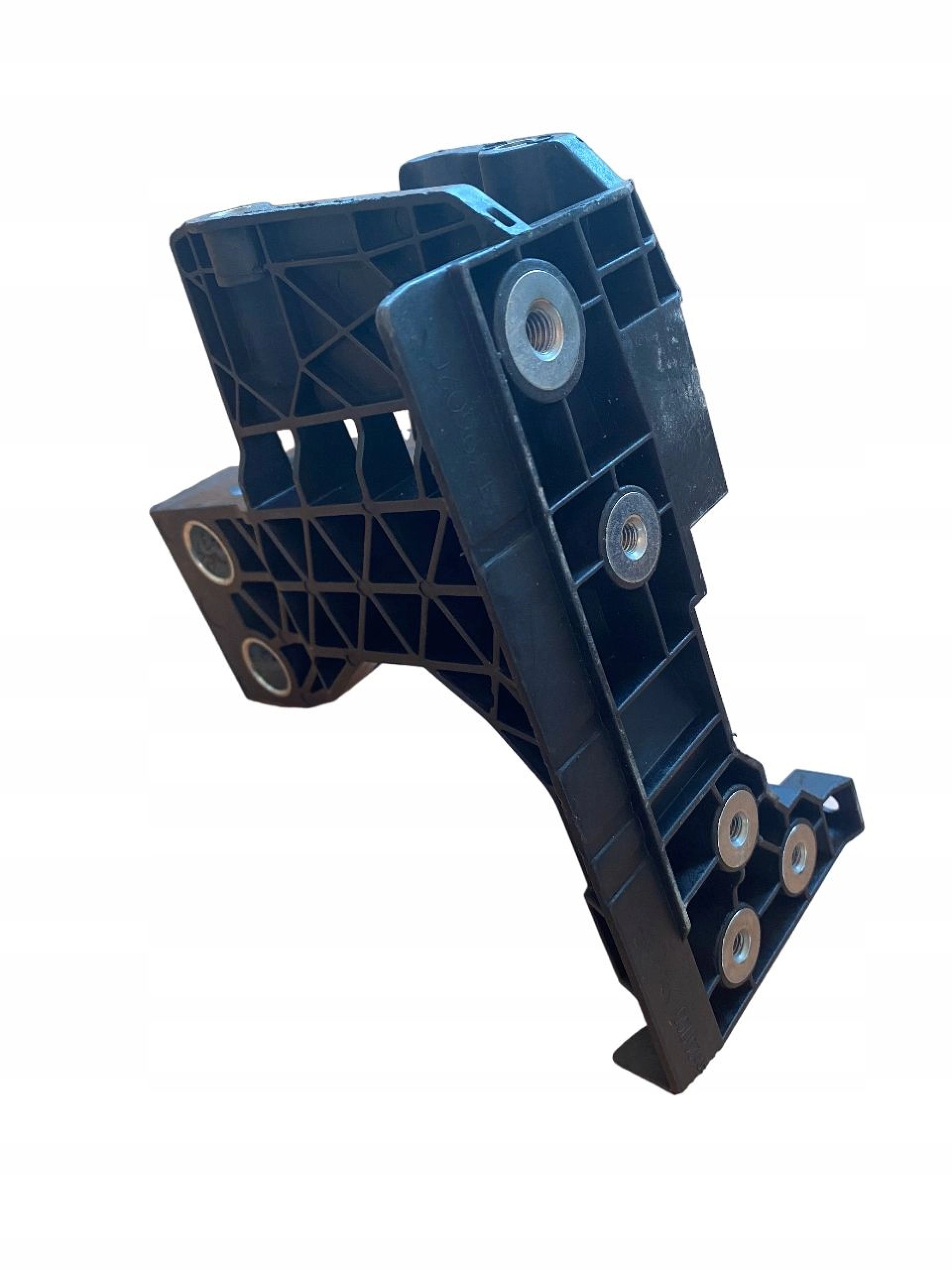 Držák okuláru upevnění Levý Mercedes C třída W206 S206 21+