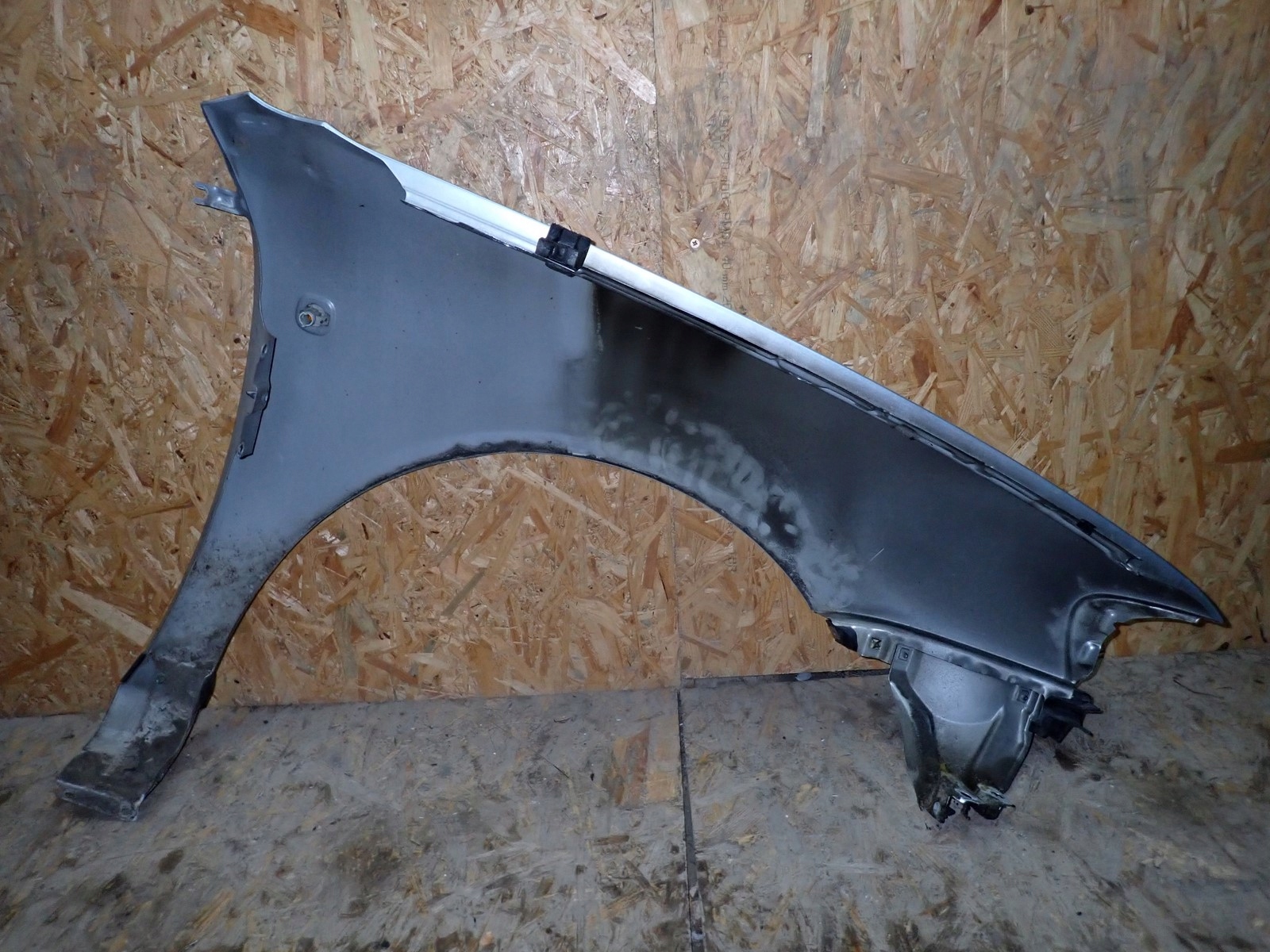 fender left front front AUDI A3 8L 1996-1999R 8L0821105