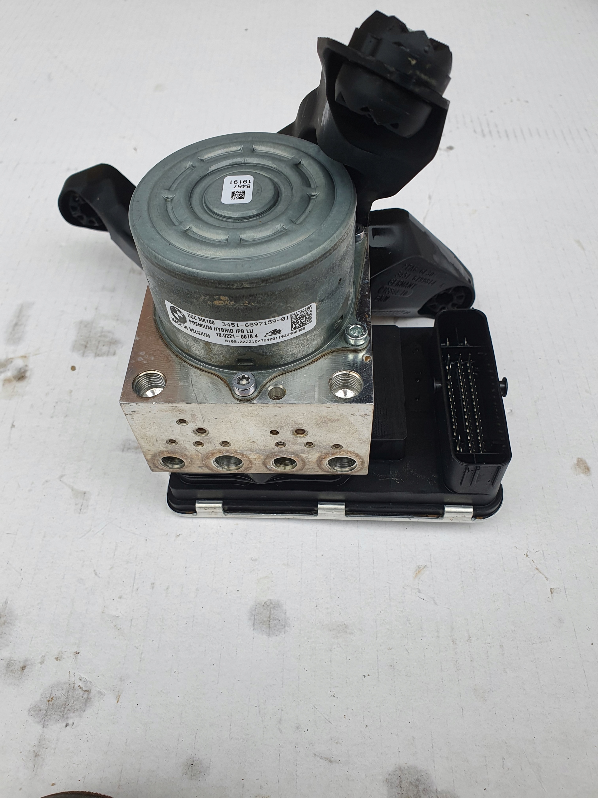 BMW F45 F46 HYBRYDA control unit ABS 6897160