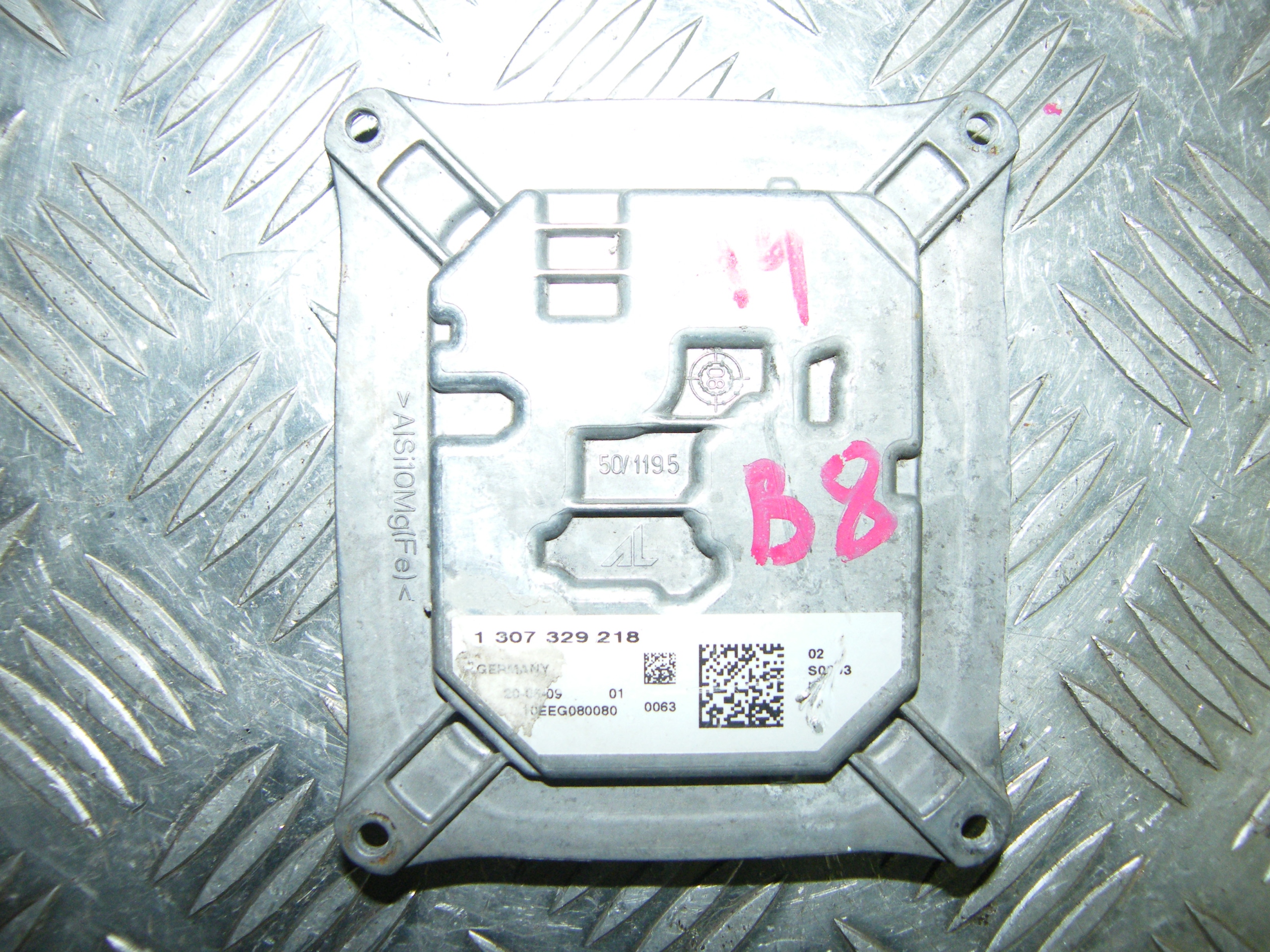 AUDI A4 B8 A5 PRZETWORNICA MODUŁ LED 1307329218