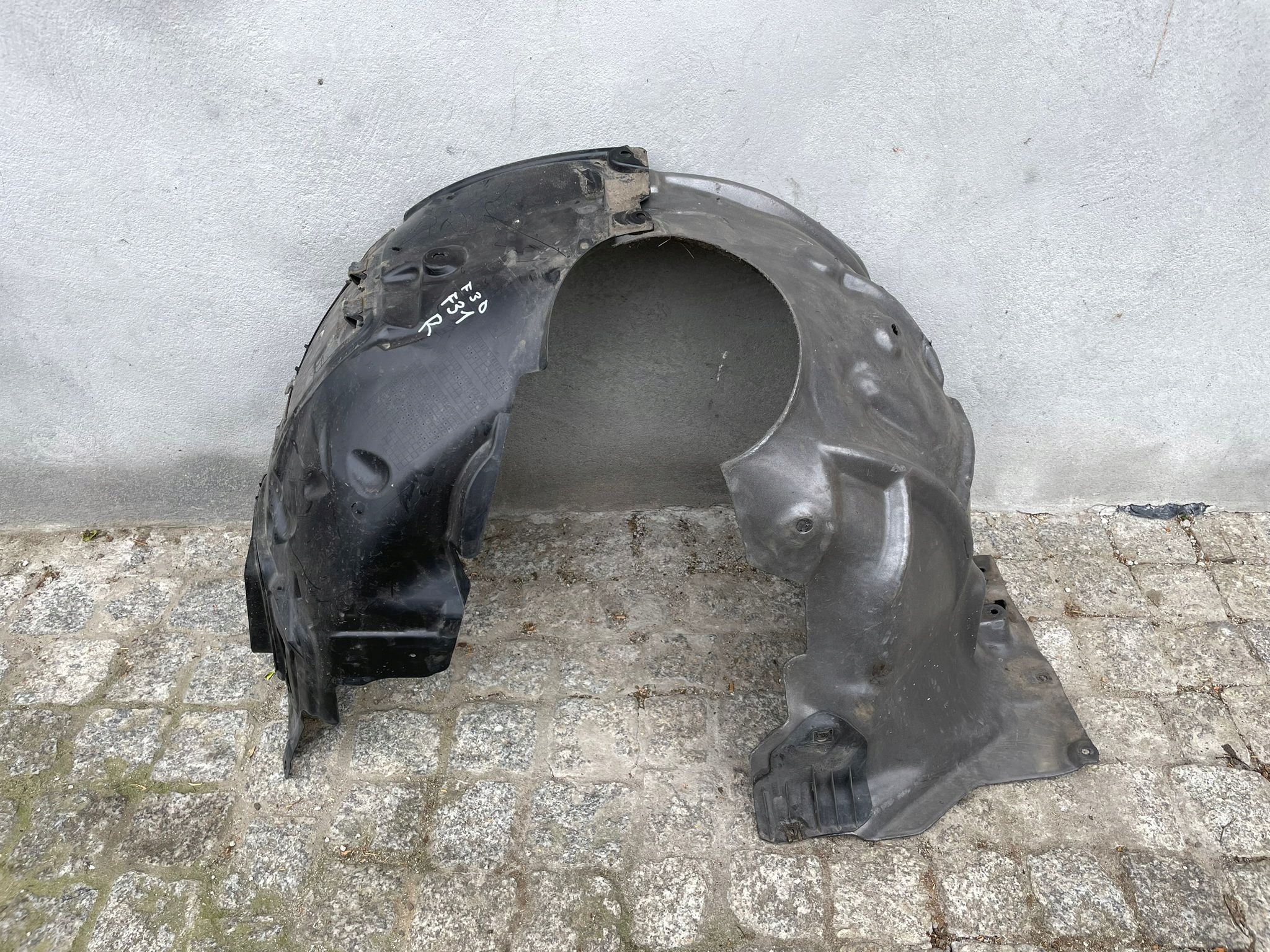 BMW F30 F31 NADKOLE PRZEDNIE PRAWE