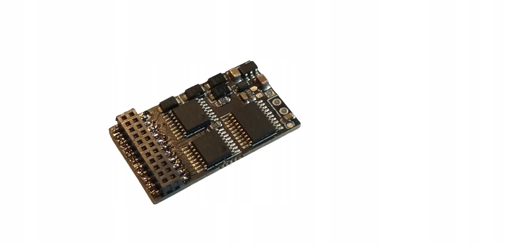 DCC Dekodér osvětlení vozů zásuvkou 21MTC