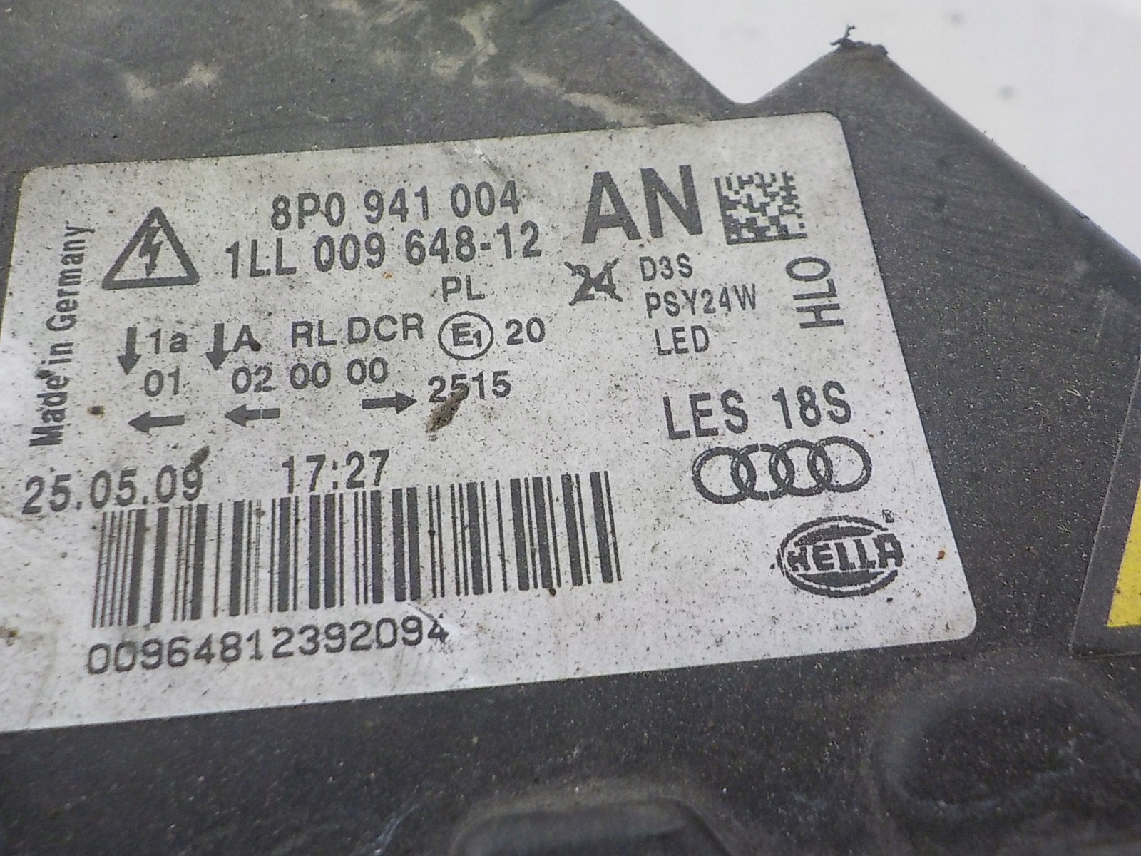 AUDI A3 II 8P XENON LIFT light right front front UK