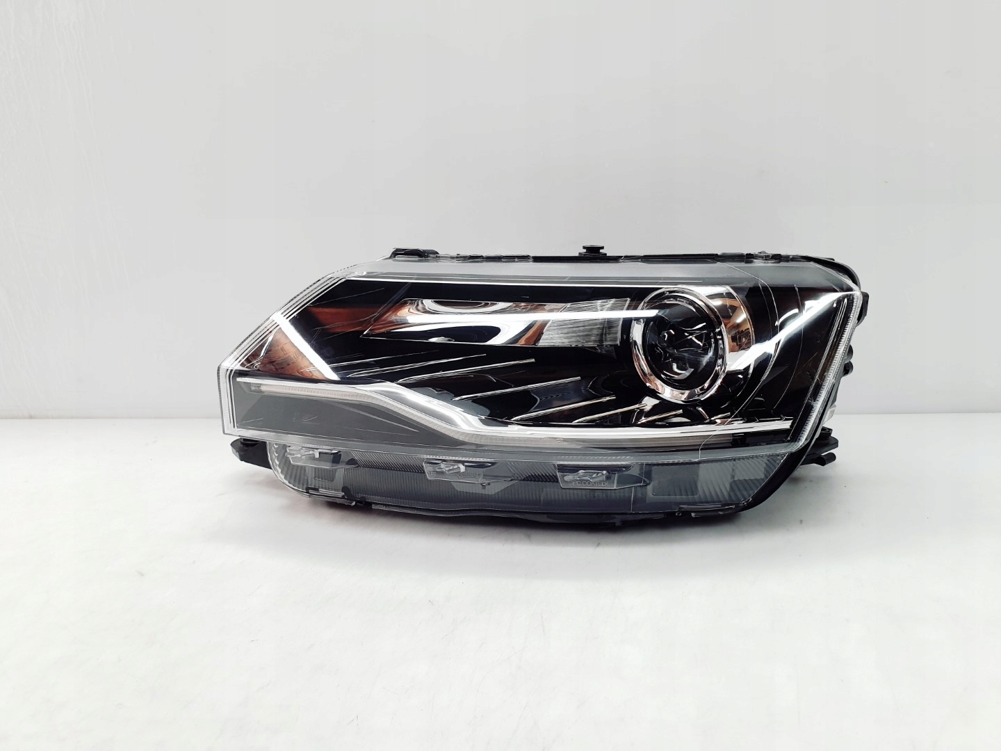 RENAULT RAPID EXPRESS PARTS Headlight ORIGINAL VALEO 085719 085718 NOS