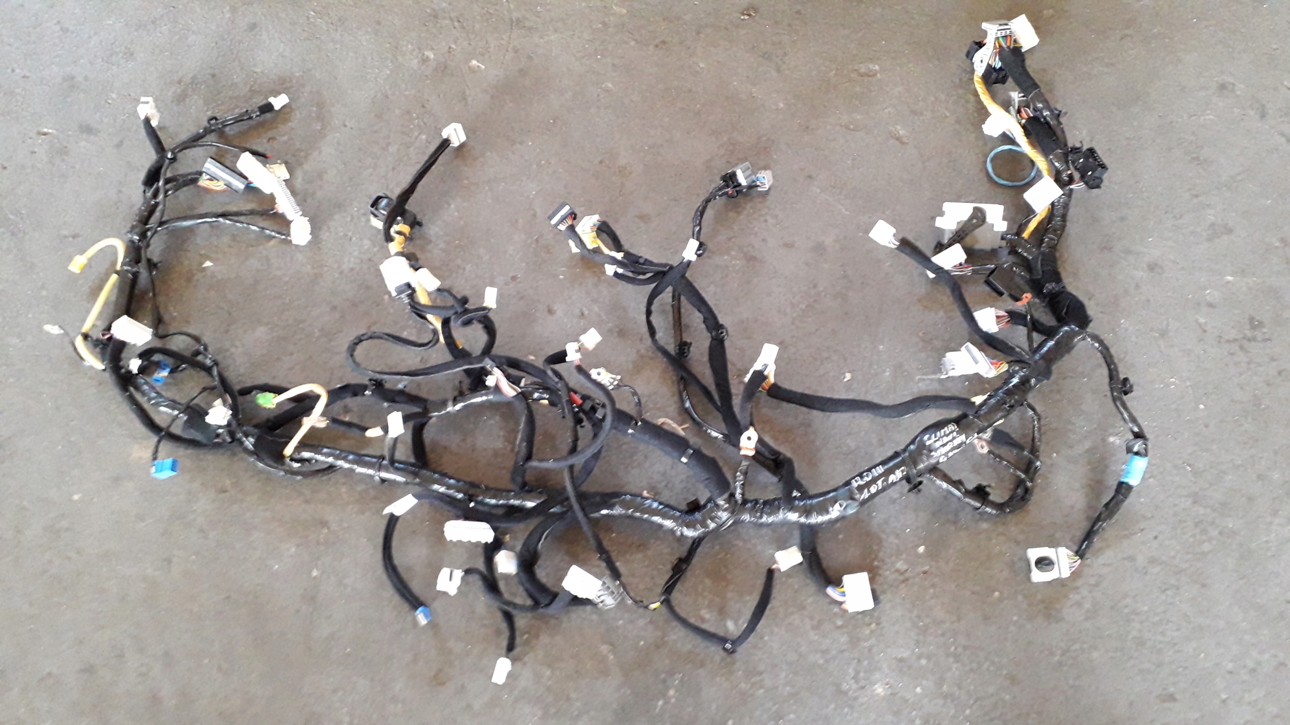 91101-Q0890 91101Q0890 - HYUNDAI I20 III 2020-22 жгут проводов монтажная плата