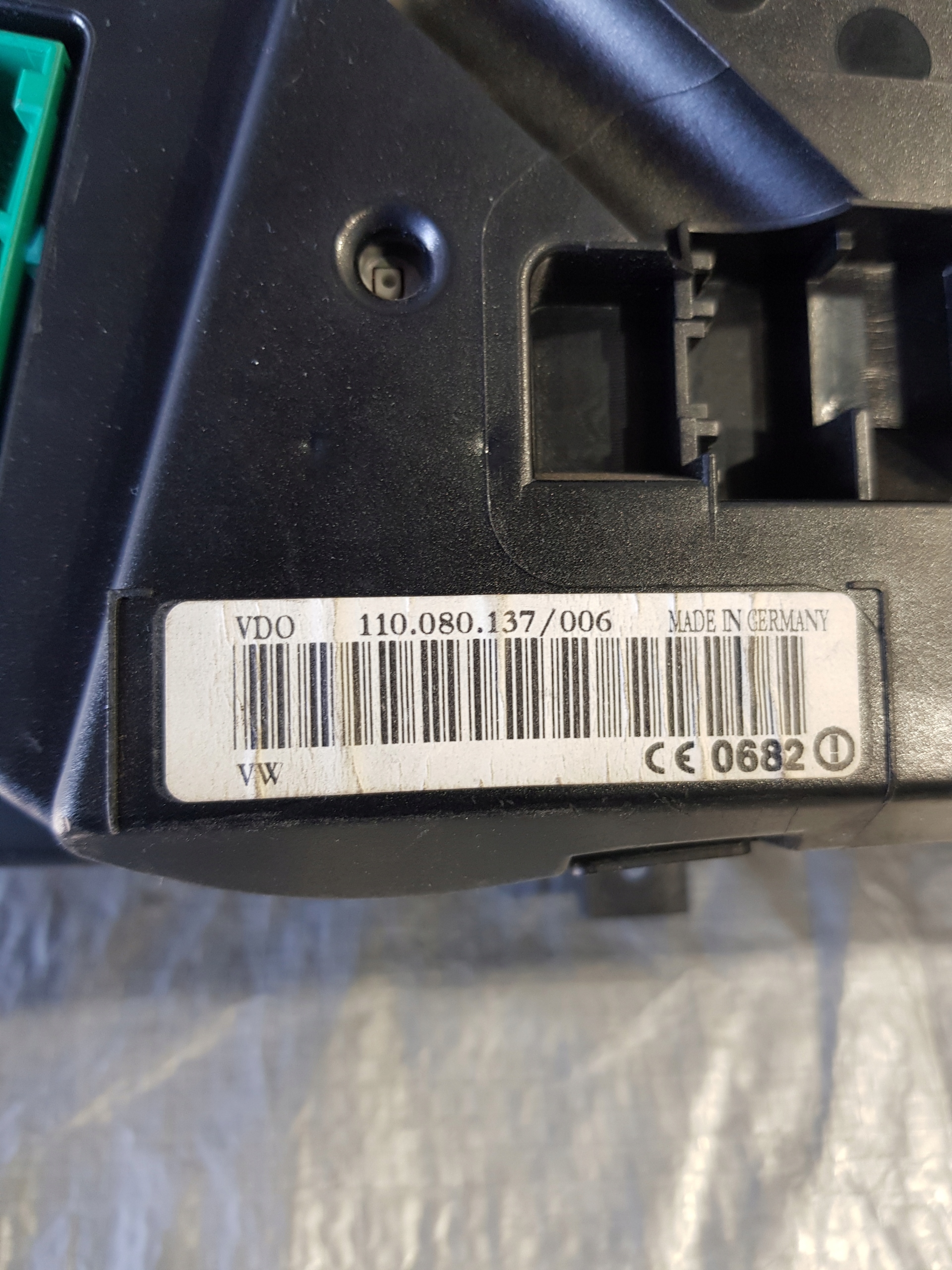 dials clock Volkswagen PASSAT B5 1.9 TDI OE 3B0920926A