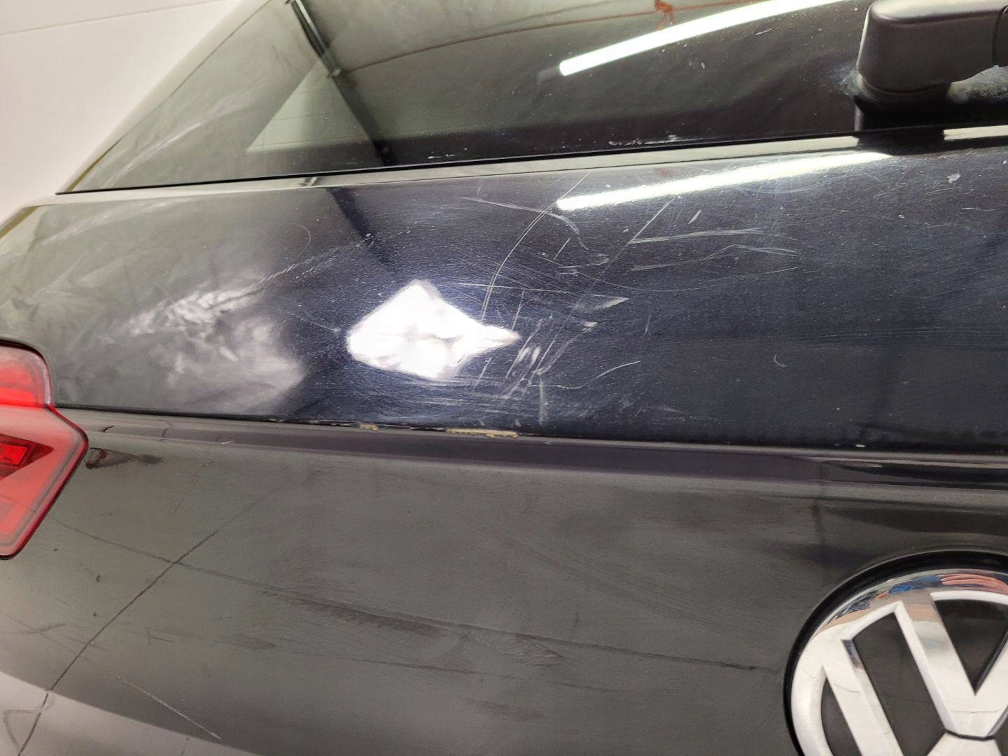rear trunk door boot Volkswagen T-Roc 2019