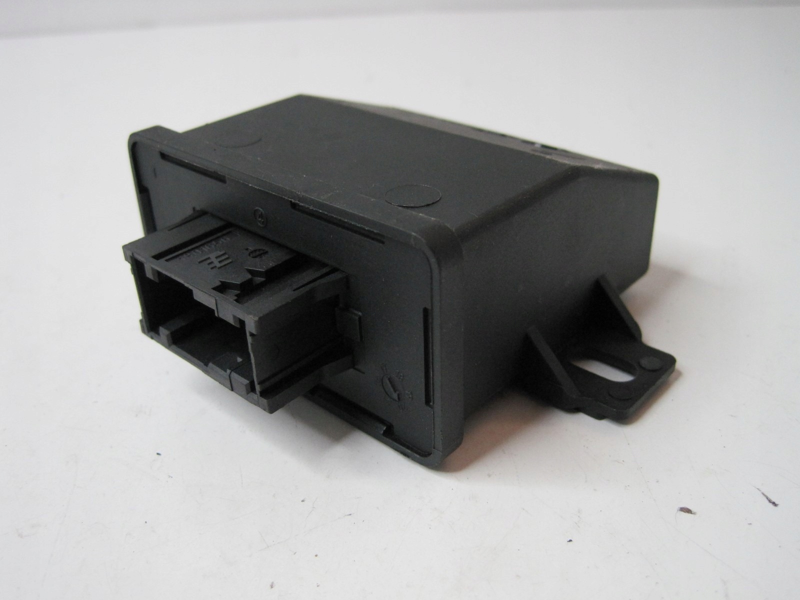 Moduł sterownik Peugeot 3008 II 5008 II 9843319880