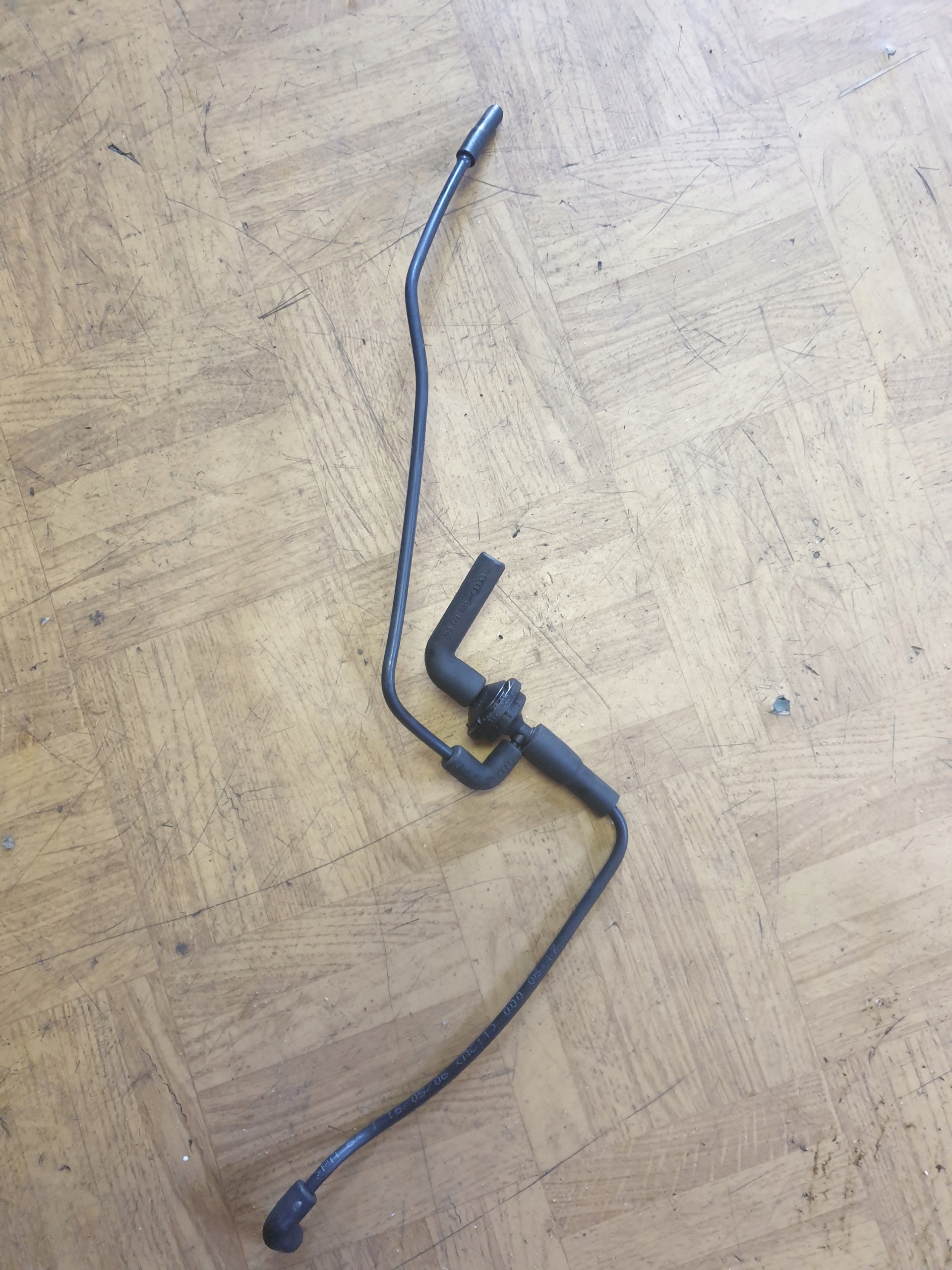 Tubi a vuoto AUDI A6 C6 06E133642
