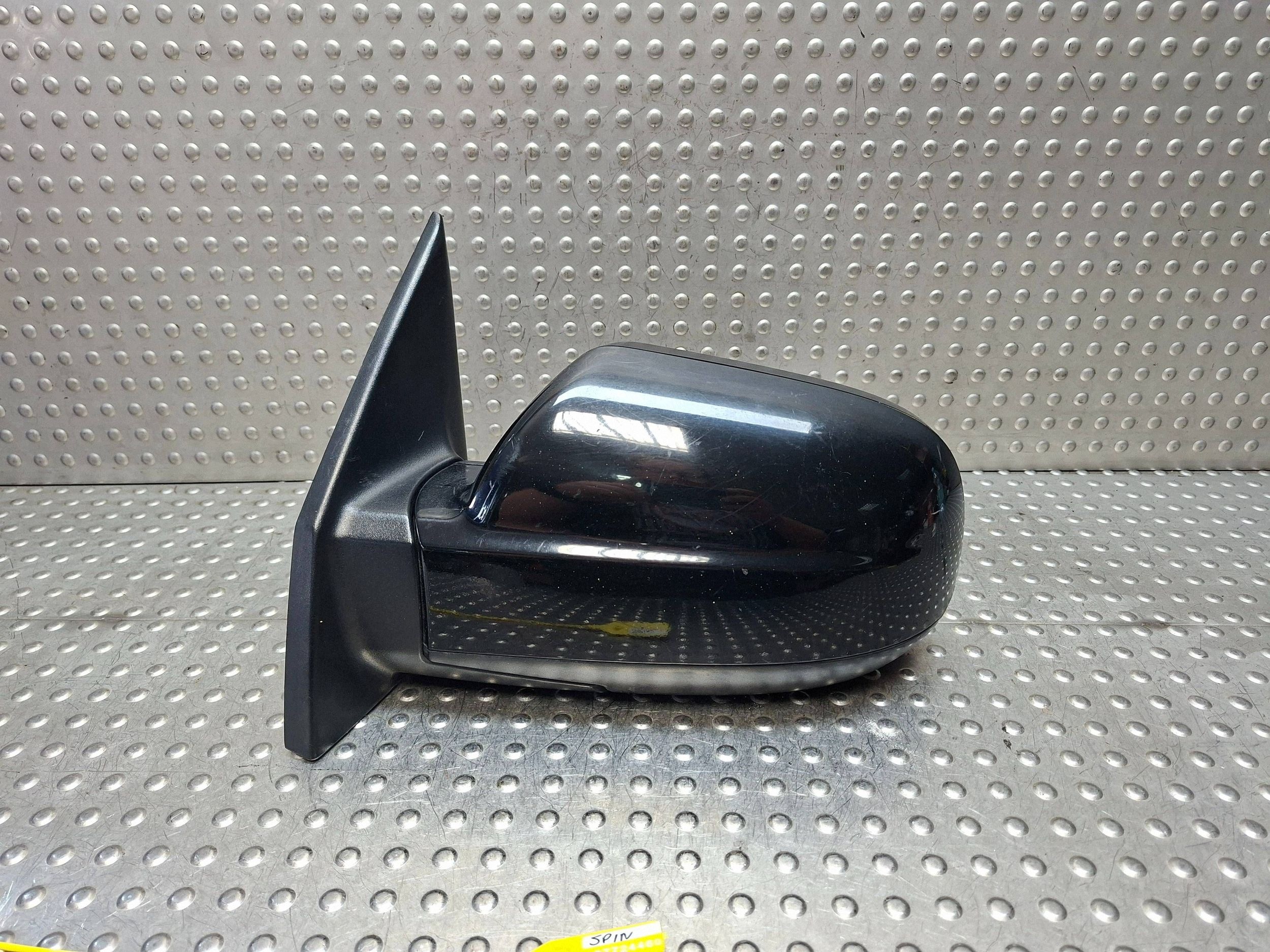 mirror left HYUNDAI TUCSON 04-10 5 PIN EU