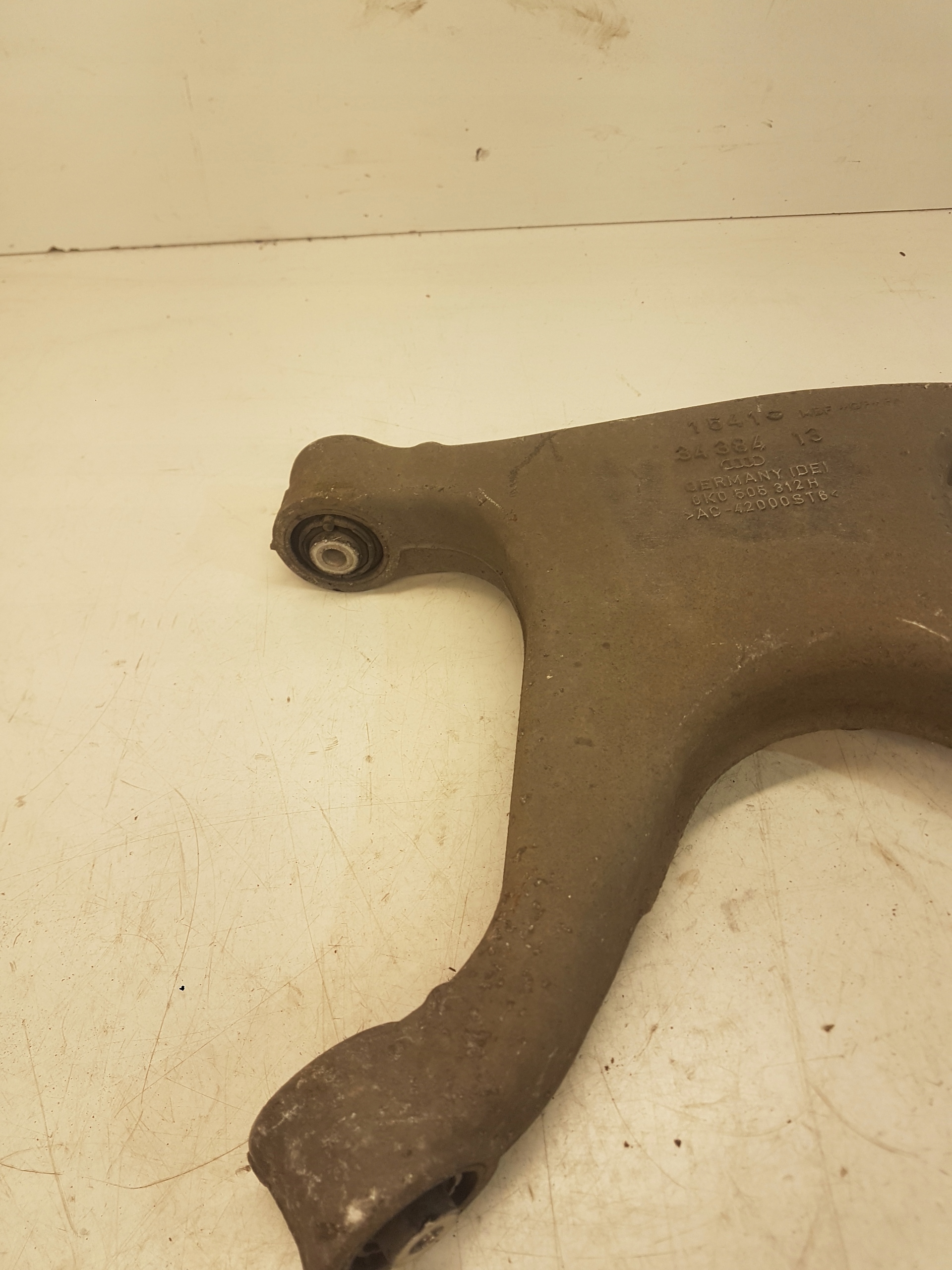 Querlenker rechts heck unterer AUDI A4 B8 A5 8K0505312H