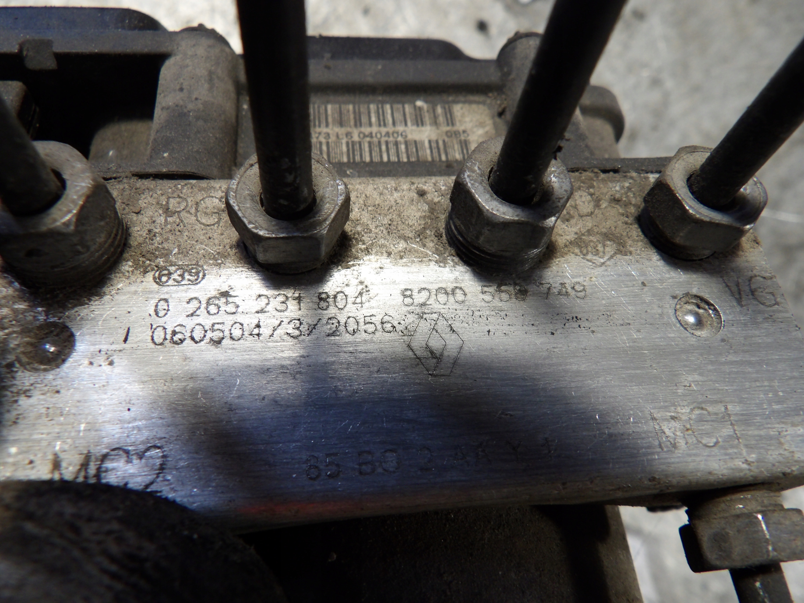 Renault Clio III pompa ABS 1,5DCI 8200559749 0265231804