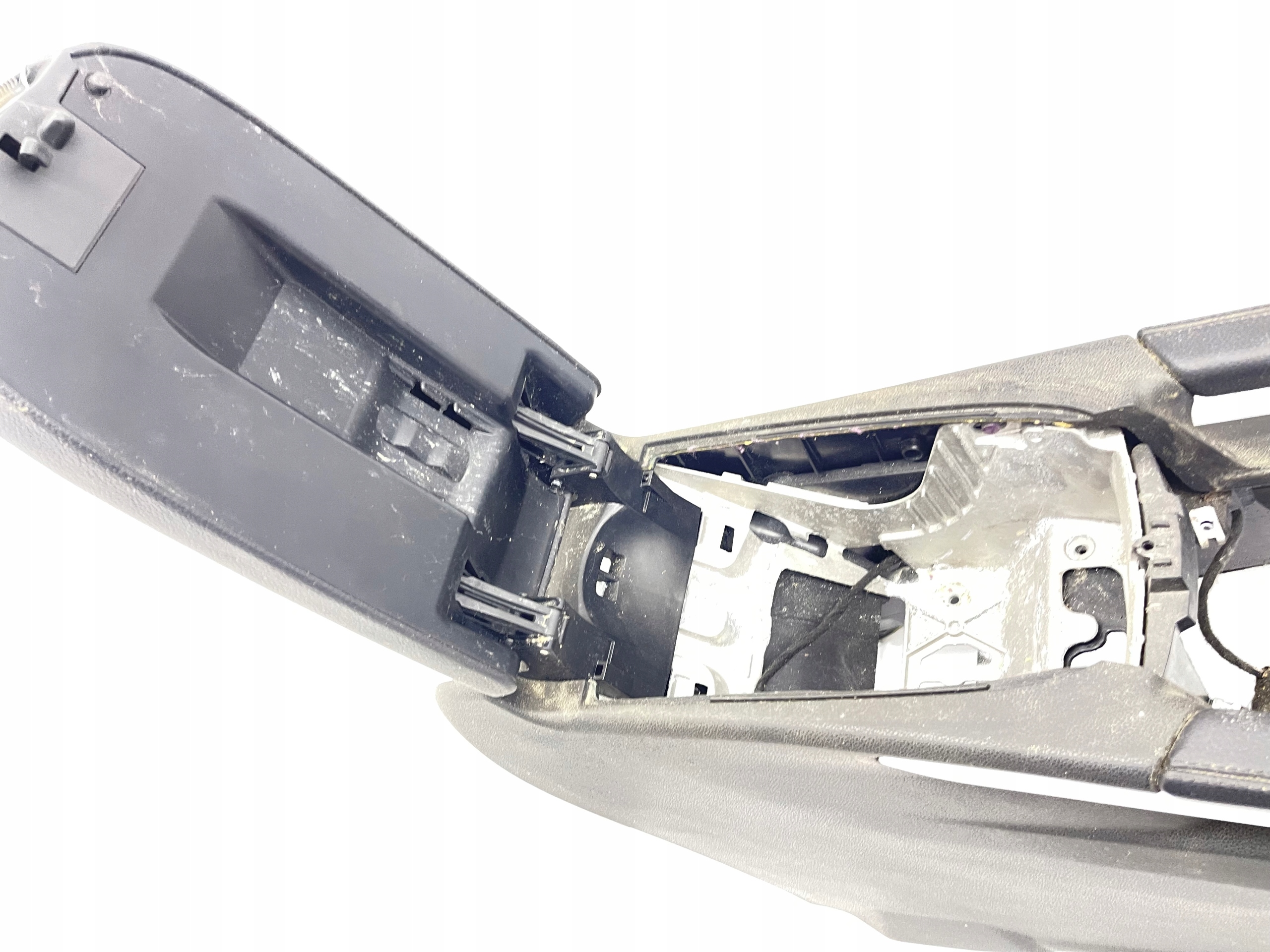 MERCEDES ML W164 armrest tunnel central EUROPA