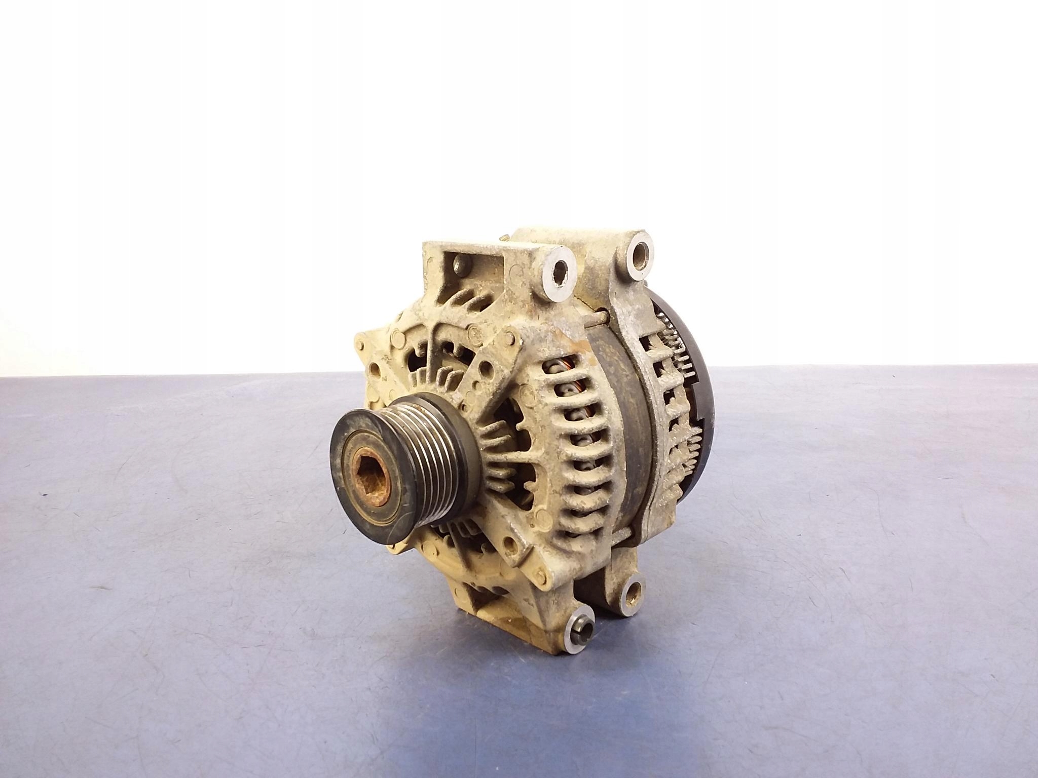 JEEP GRAND CHEROKEE WK2 3.0 CRD ALTERNATOR za 297 zł z Łochów Allegro