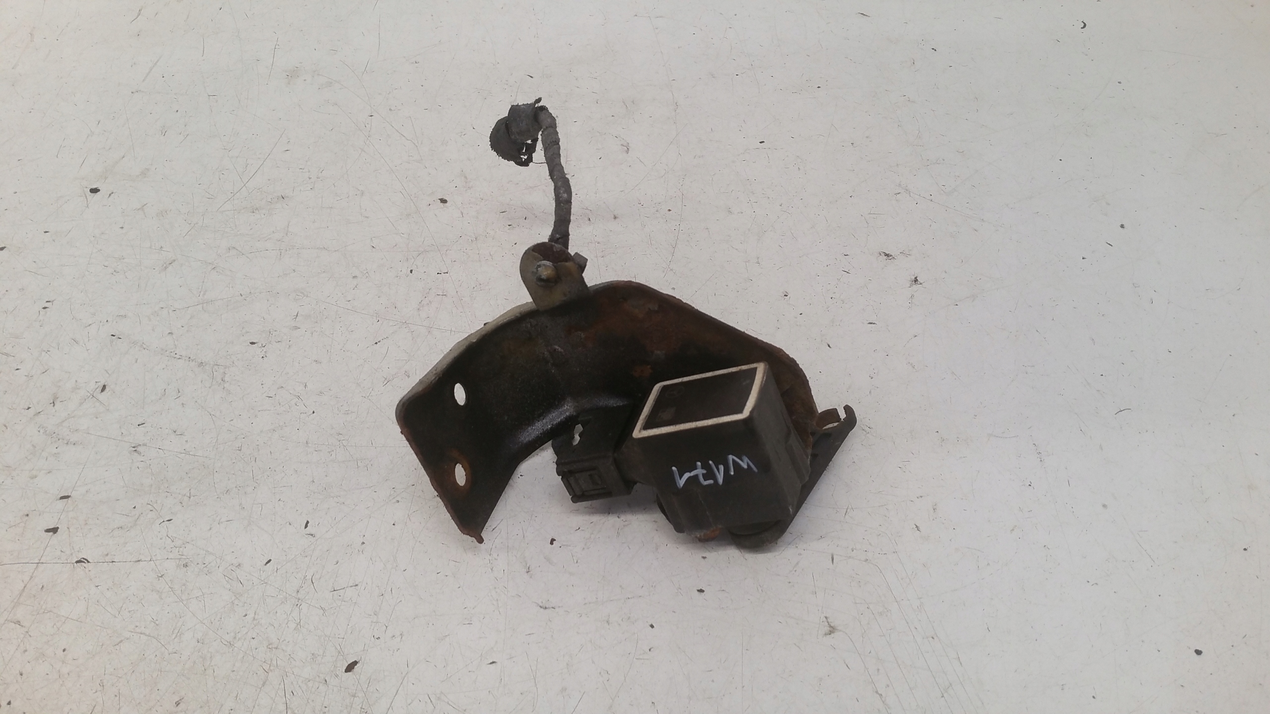 Sensor poziomowania 0025428818 Mercedes W171