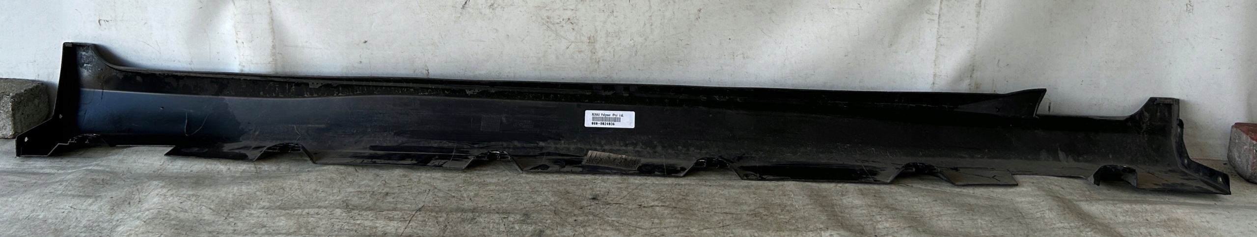 moulding threshold left MERCEDES GLC 253 A2536980800