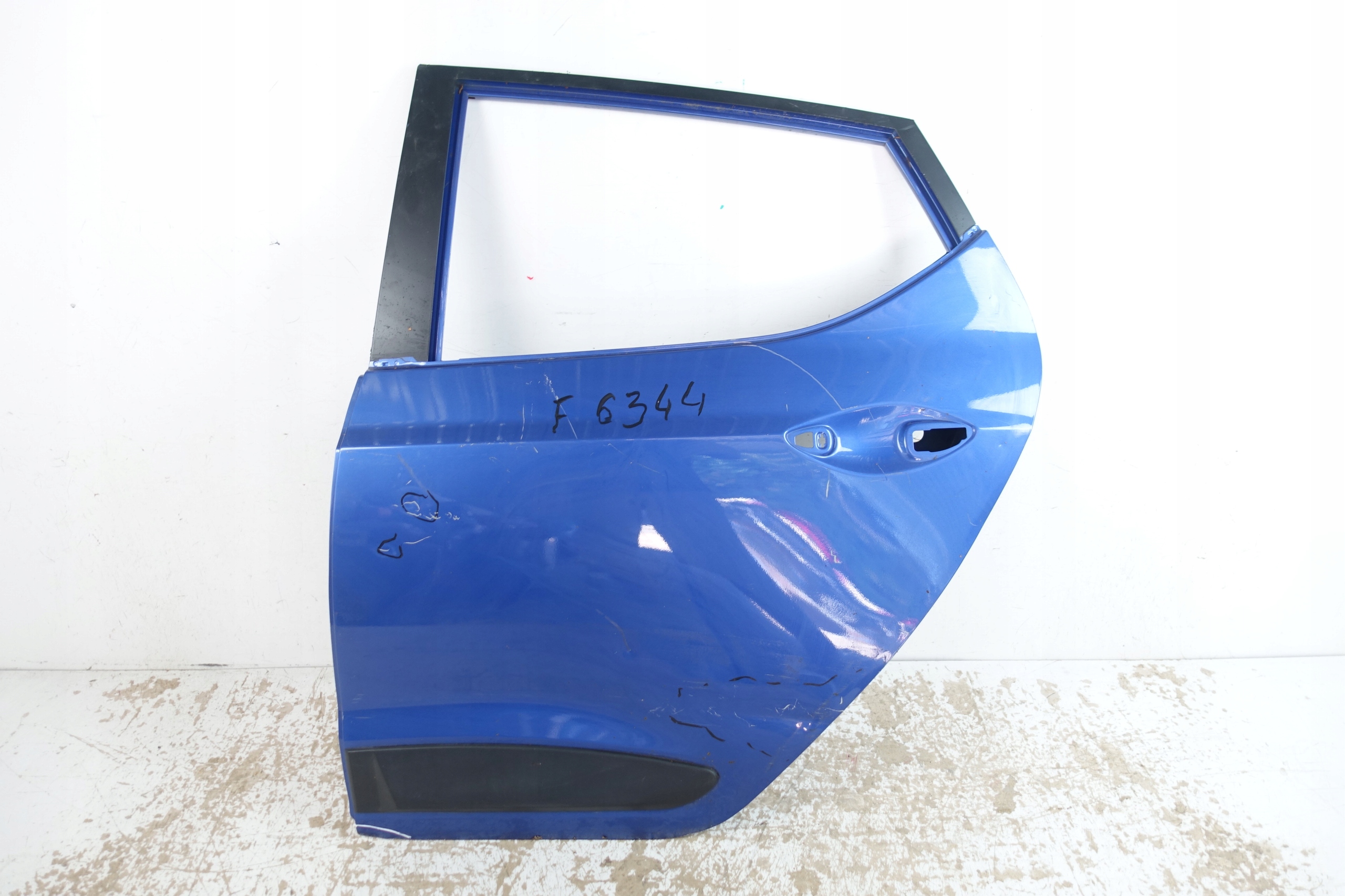 HYUNDAI I10 II 2013- door rear. left rear part