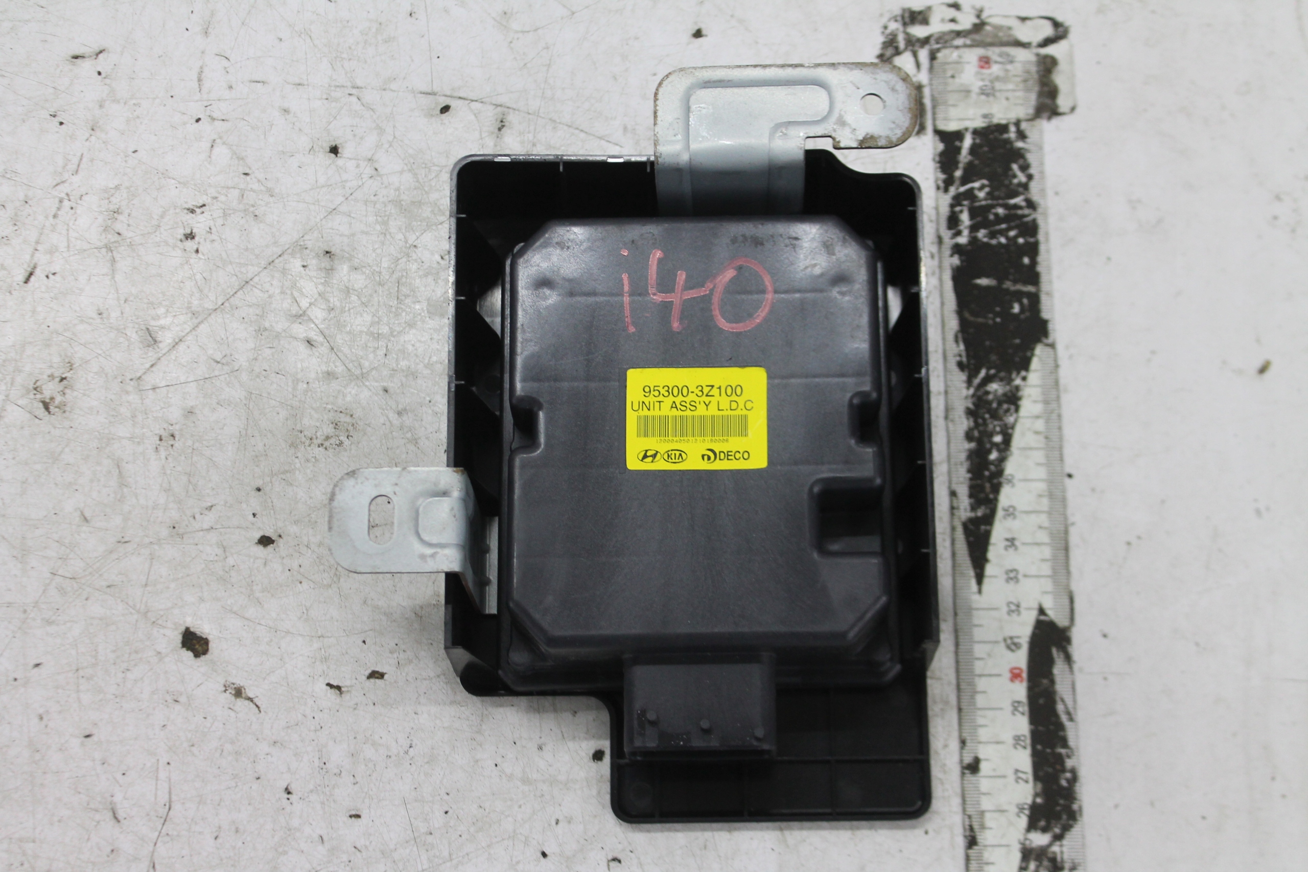 module control unit ASSY 95300-3Z100 HYUNDAI I40 11-19