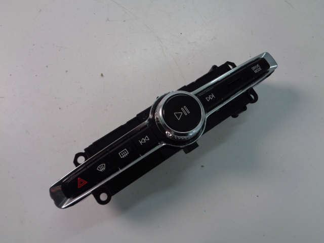 PANEL RADIA VOLVO XC40 2017-