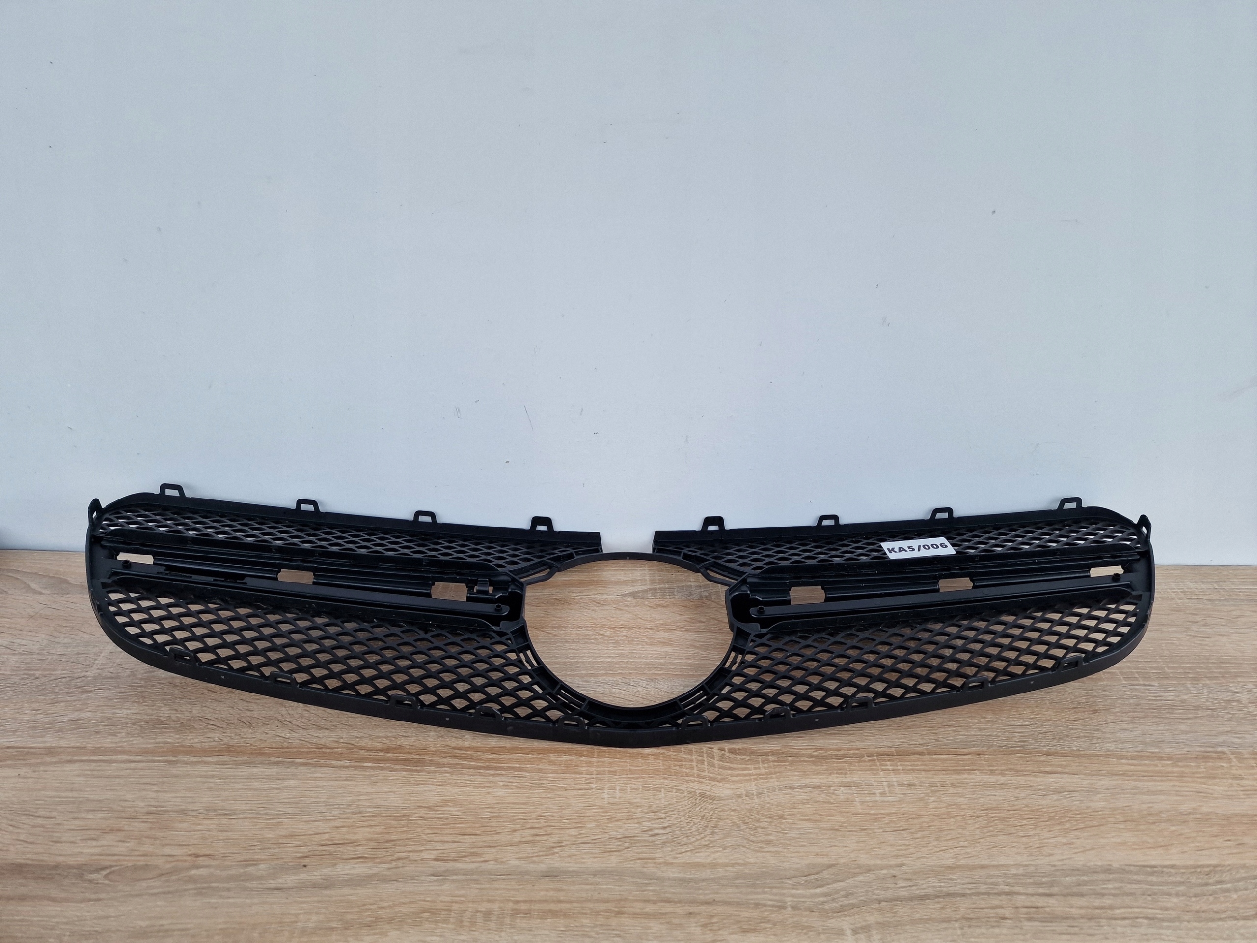 MERCEDES E-KLASA 238 AMG COUPE CABRIO GRILLE
