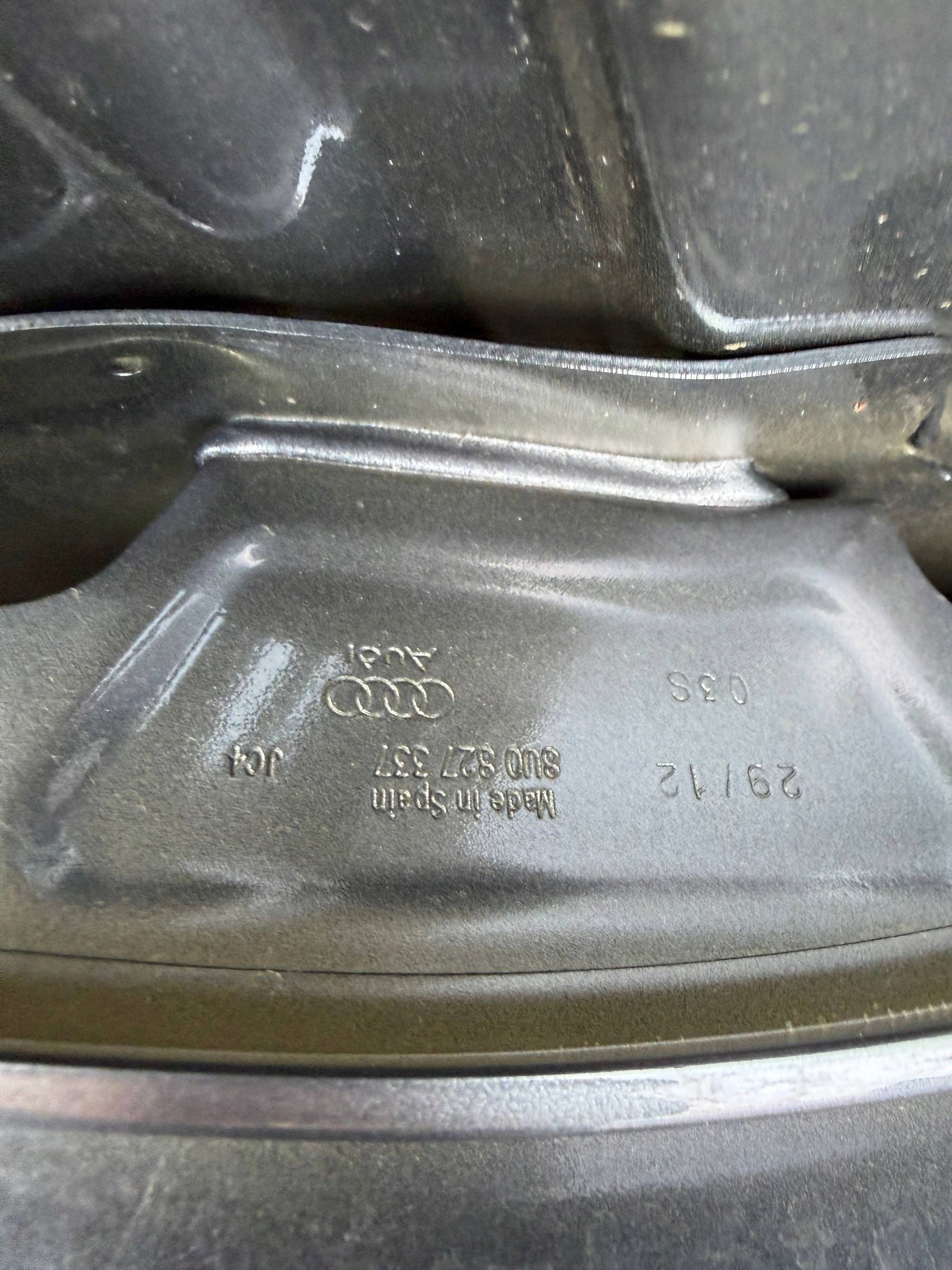 Audi Q3 11- 8U klap far hátso