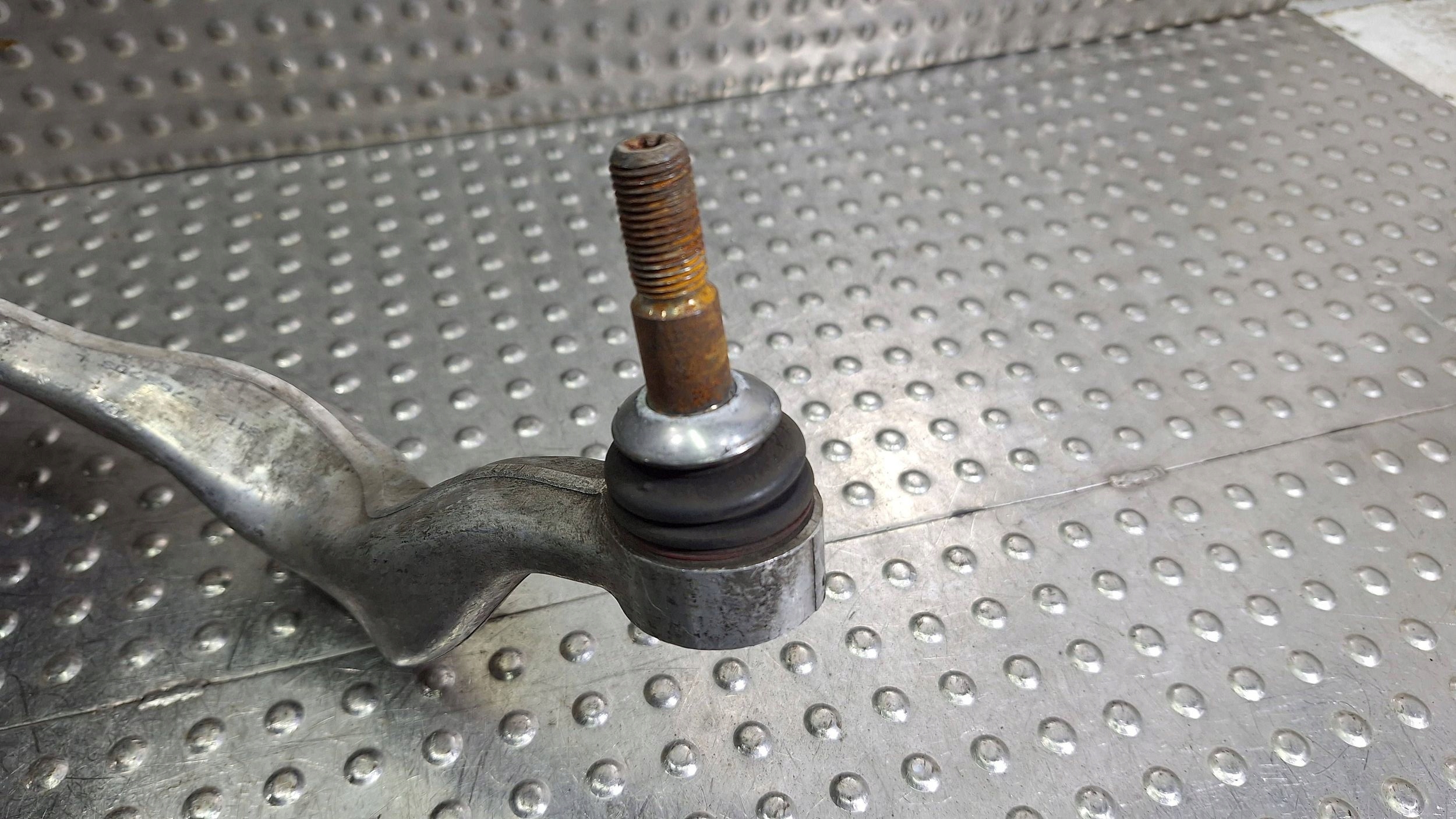 Querlenker links vorne 6763703 BMW E81 E82 E87 E88 E89 E90 E91 E92 E93 X1 E84