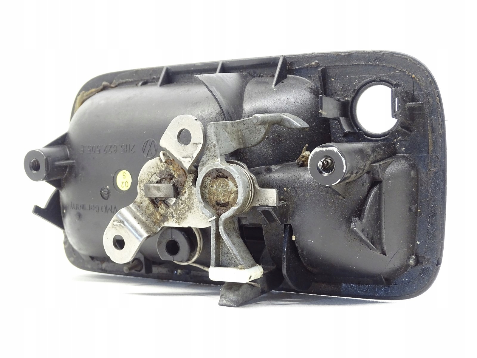 handle bonnet rear part boot VW AMAROK 2H5829505E