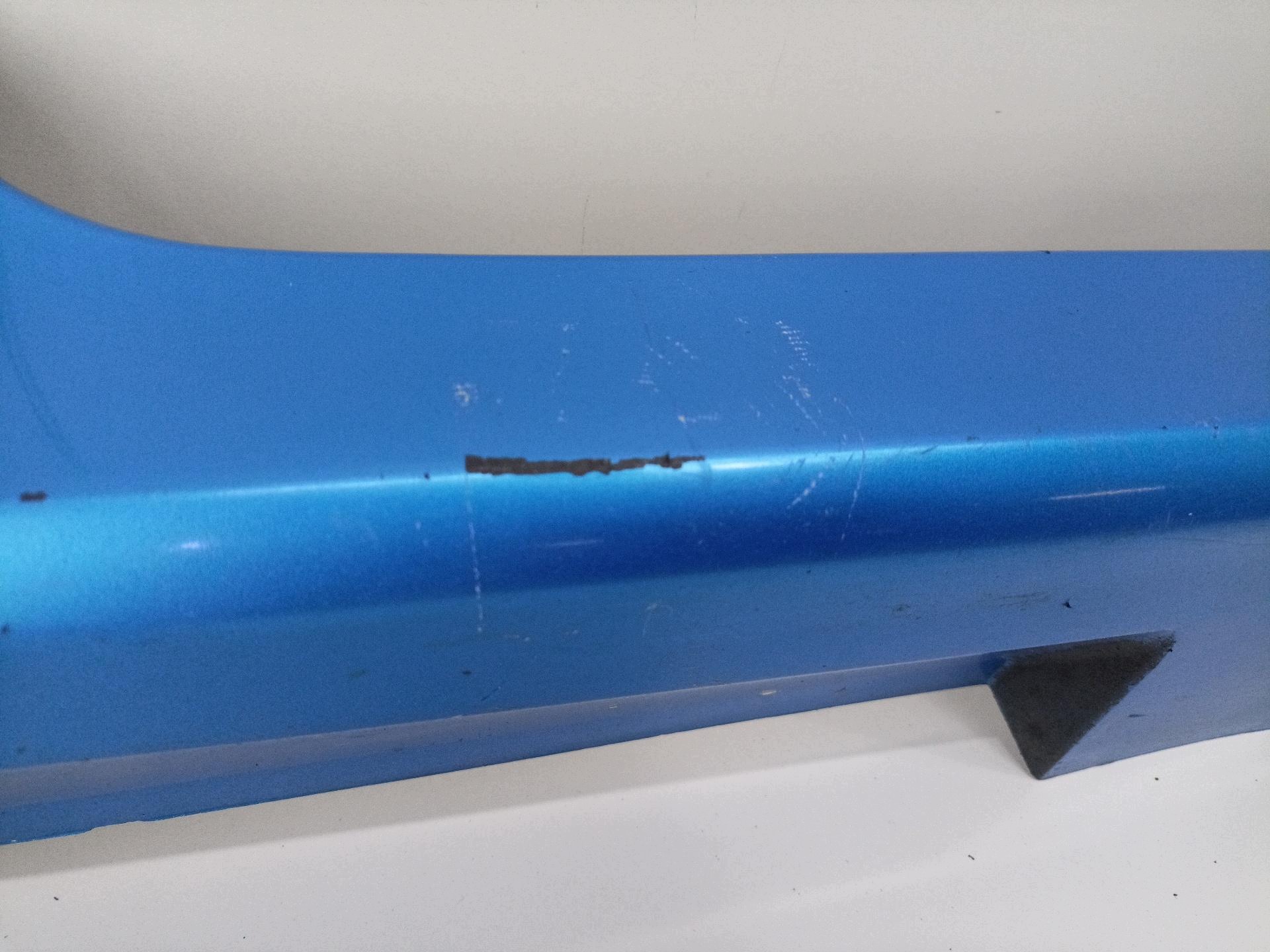 moulding threshold exterior left side Mazda 3 2 BL 2010 BBN5-51P51