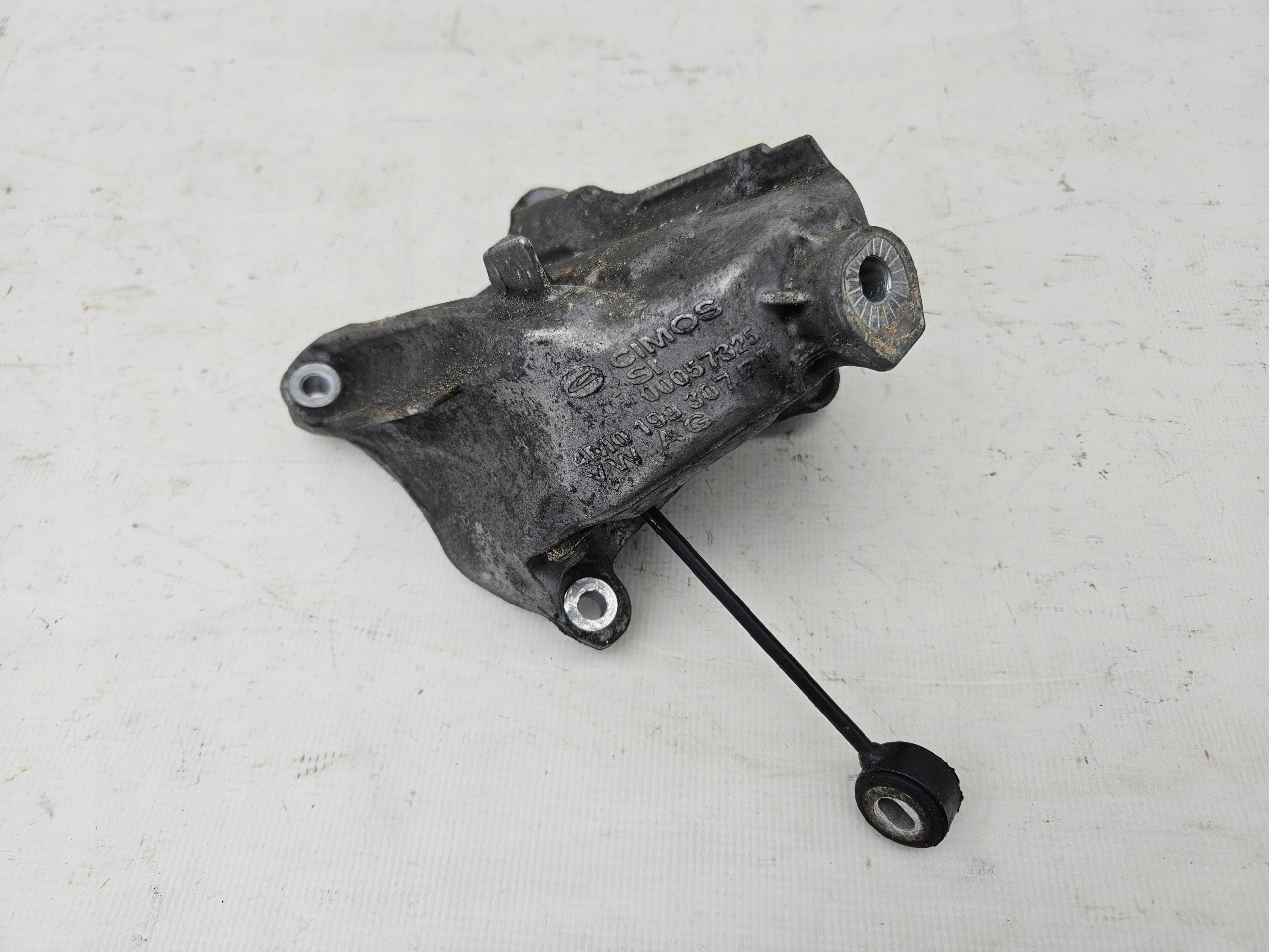 holder left holder left engine mount AUDI A4 B9 2.0 TFSI 2.0T CYM