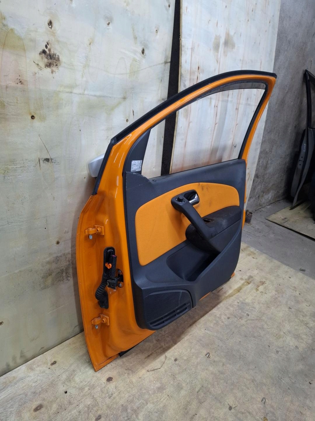 door front right side Volkswagen CrossPolo 5 2014