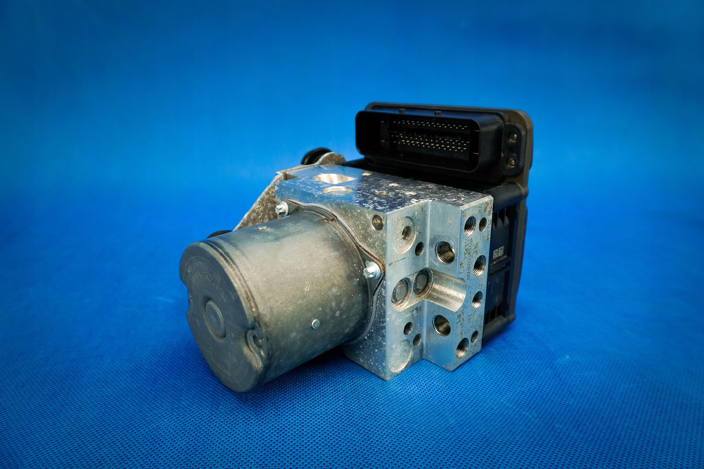 Jednostka Pompa ABS Audi A8 4H Lift 4H0614517S