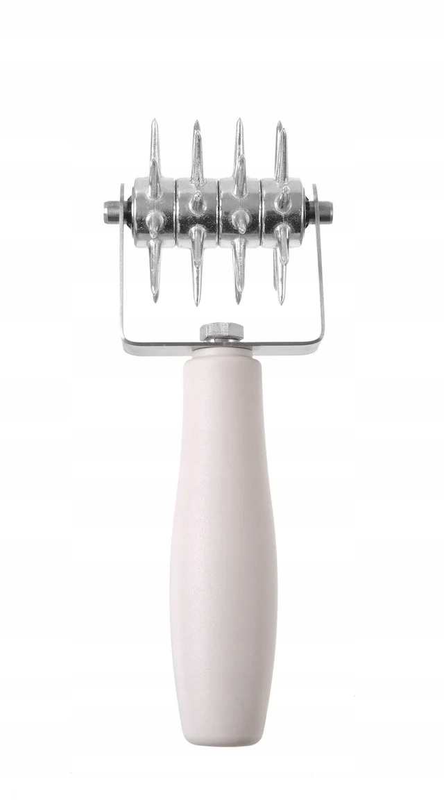 Hendi Děrovací váleček na těsto s válečkem z z nerezové oceli 70 mm