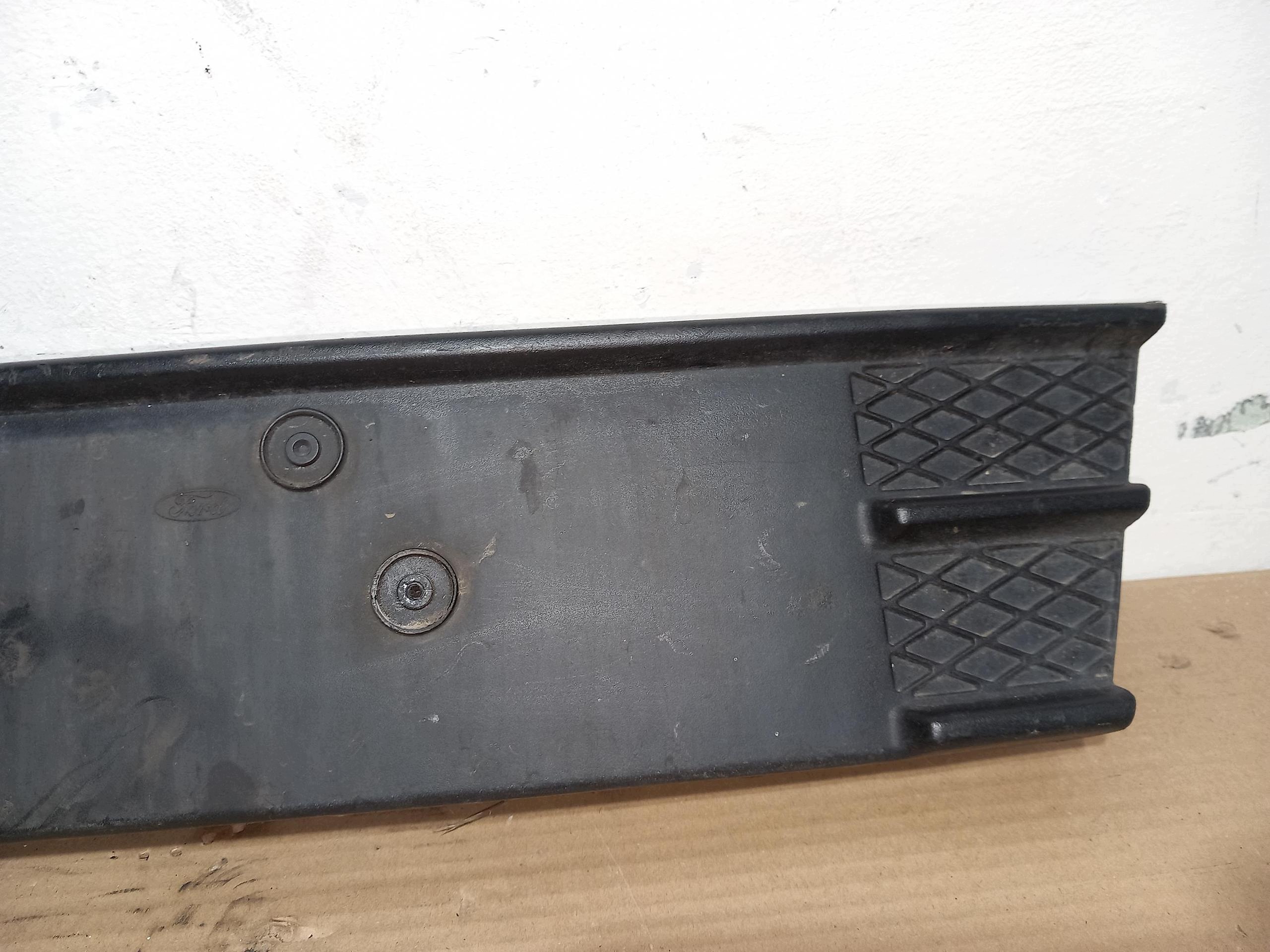 moulding holder below TABLICE registration FORD KUGA MK2 CV44-17K945-AEW