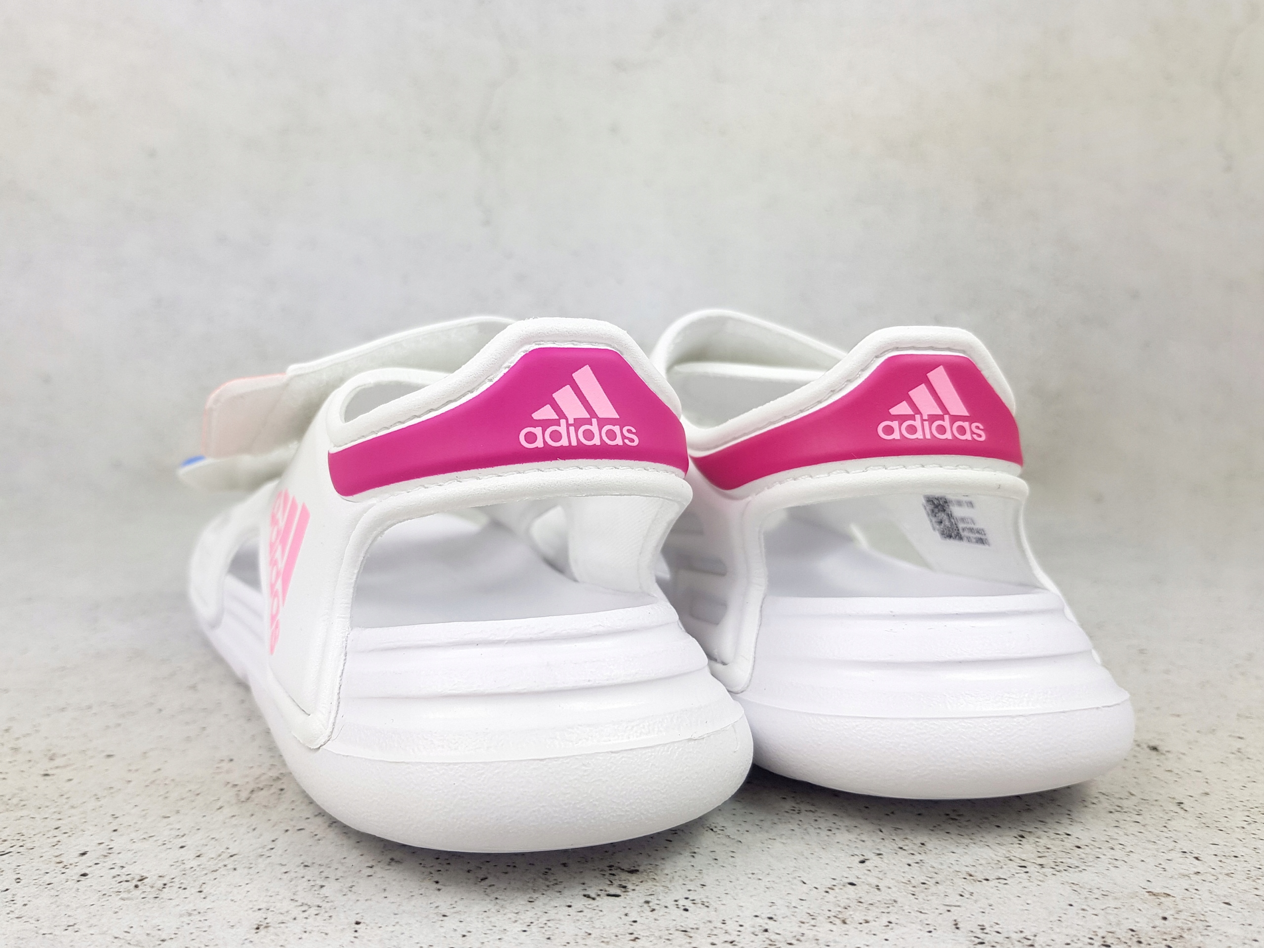 ADIDAS ALTASWIM SANDAŁY SANDAŁKI DZIECIĘCE NA RZEP Rodzaj zapięcia Rzepy