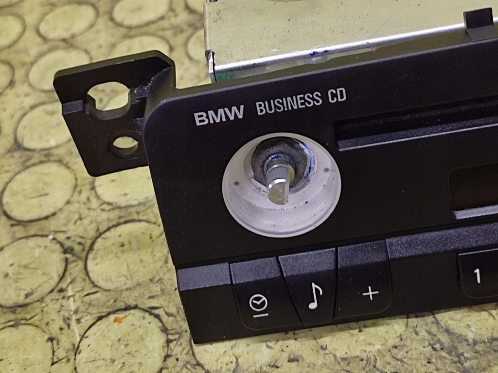 BMW E46 COMPACT RADIO 6512693966001