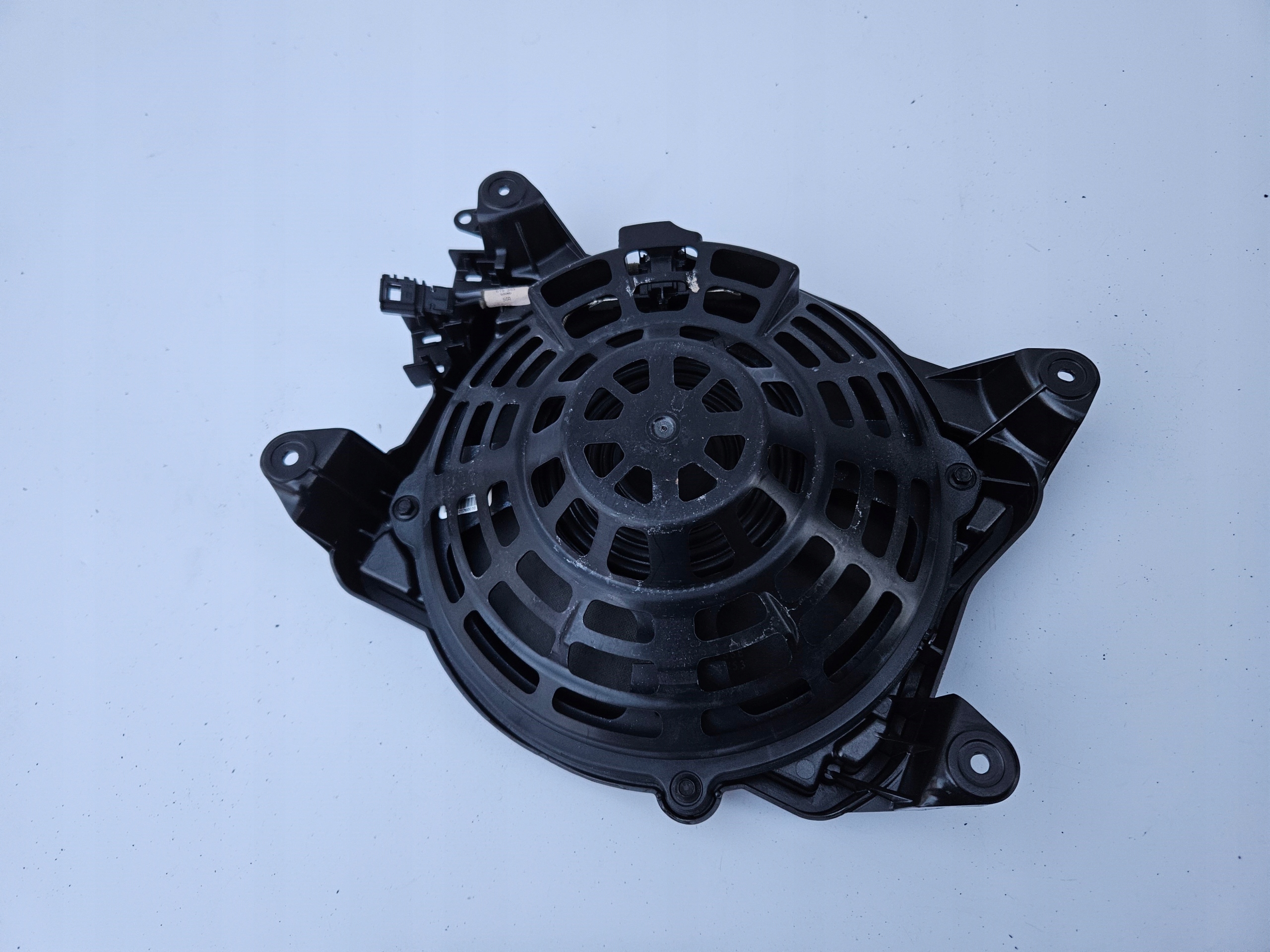 SUBWOOFER speaker W POLKE AUDI A6 C7 4G BOSE sedan