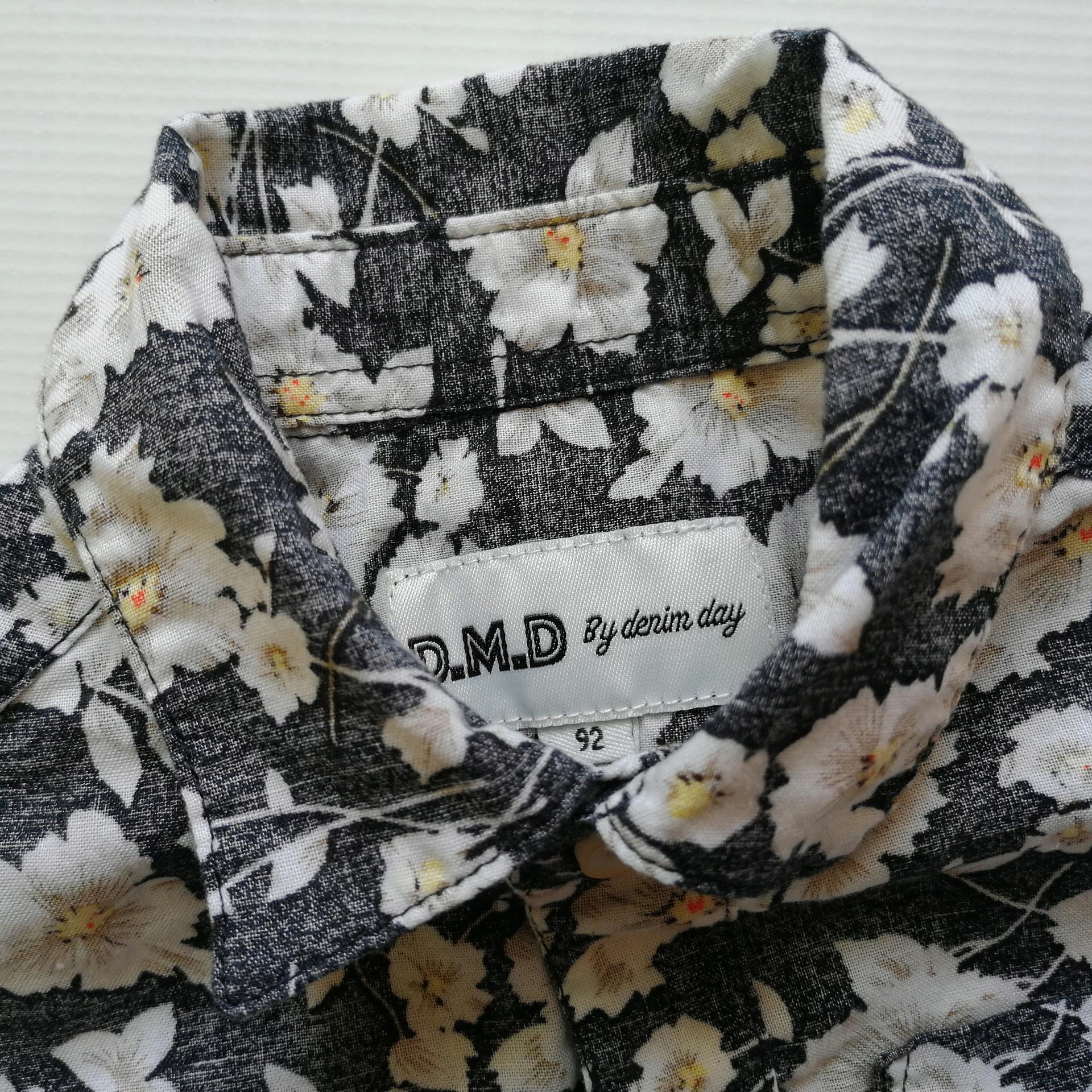D.M.D koszula w egzotyczne kwiaty r. 86-92 Rozmiar (new) 86 (81 - 86 cm)