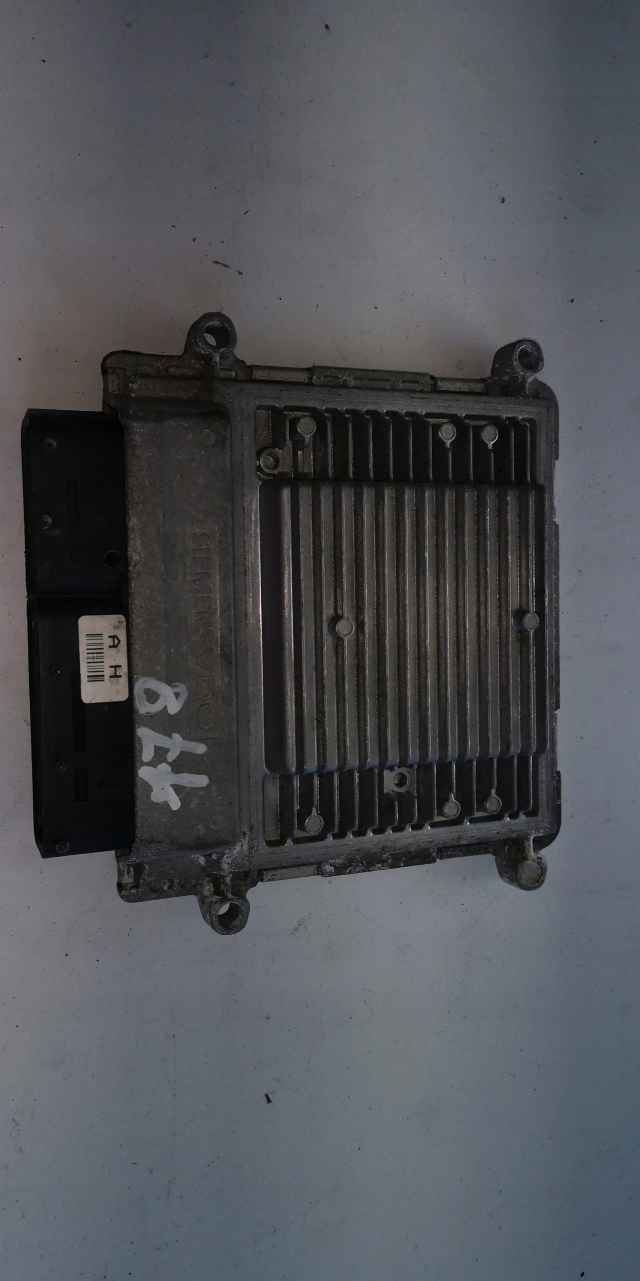 Computer ECU KIA CARENS 5WY5266A 39112-25050 ORYGI