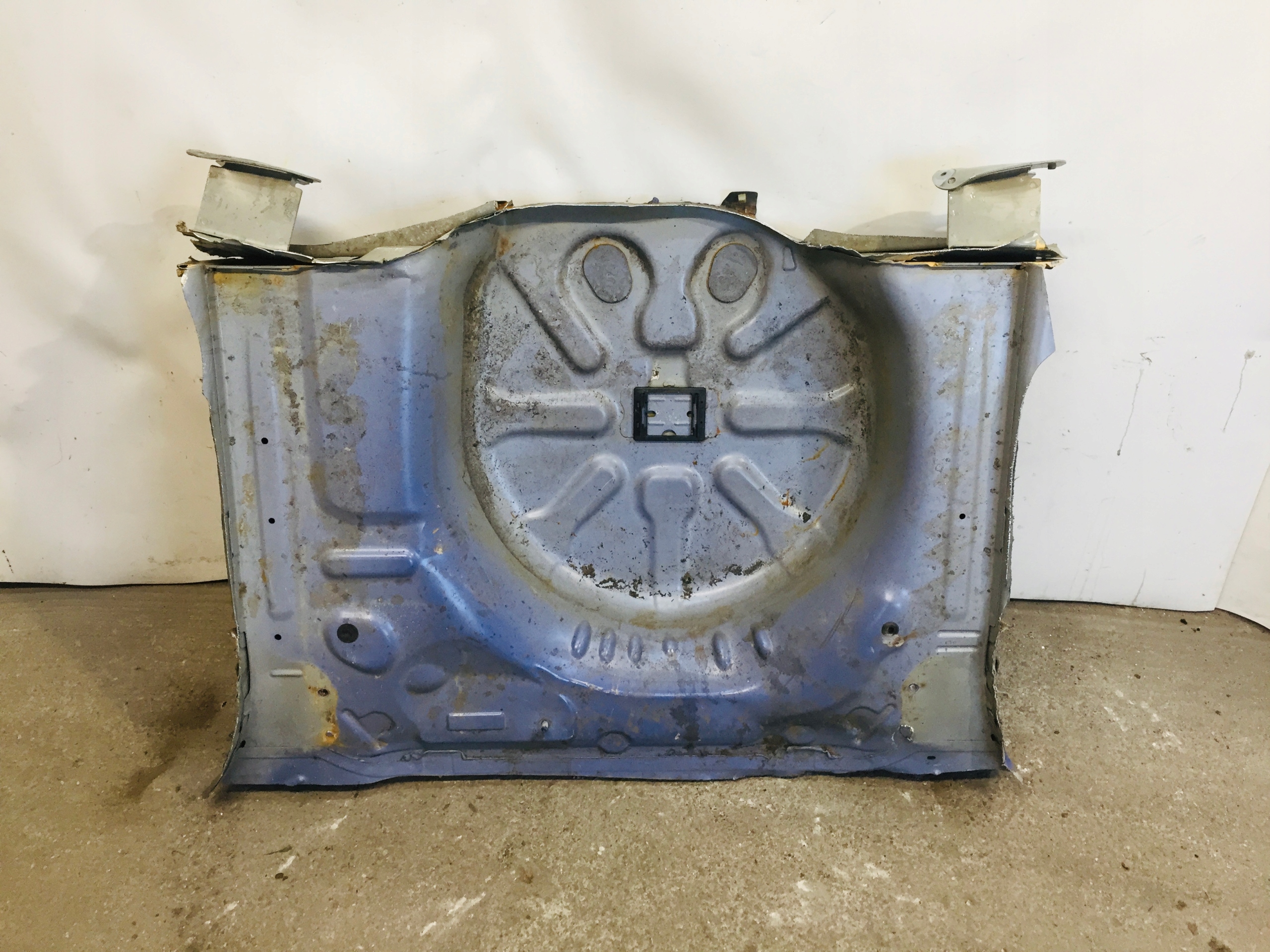 ВАННА БЕЗ РЕМНЯ ПОЛ БАГАЖНИКА PEUGEOT 2008 #72