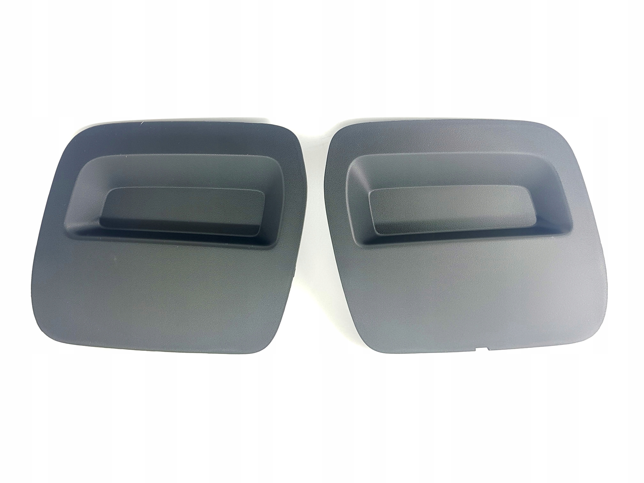 ZAŚLEPKA ZDERZAKA PRZÓD DACIA DUSTER II KOMPLET Numer katalogowy części 511804555R