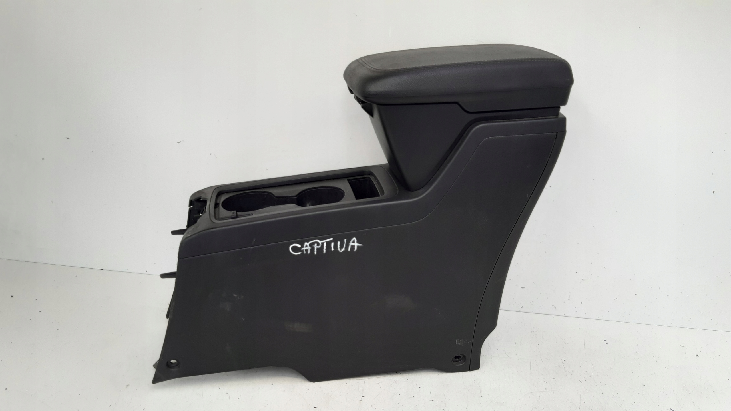 подлокотник Chevrolet CAPTIVA