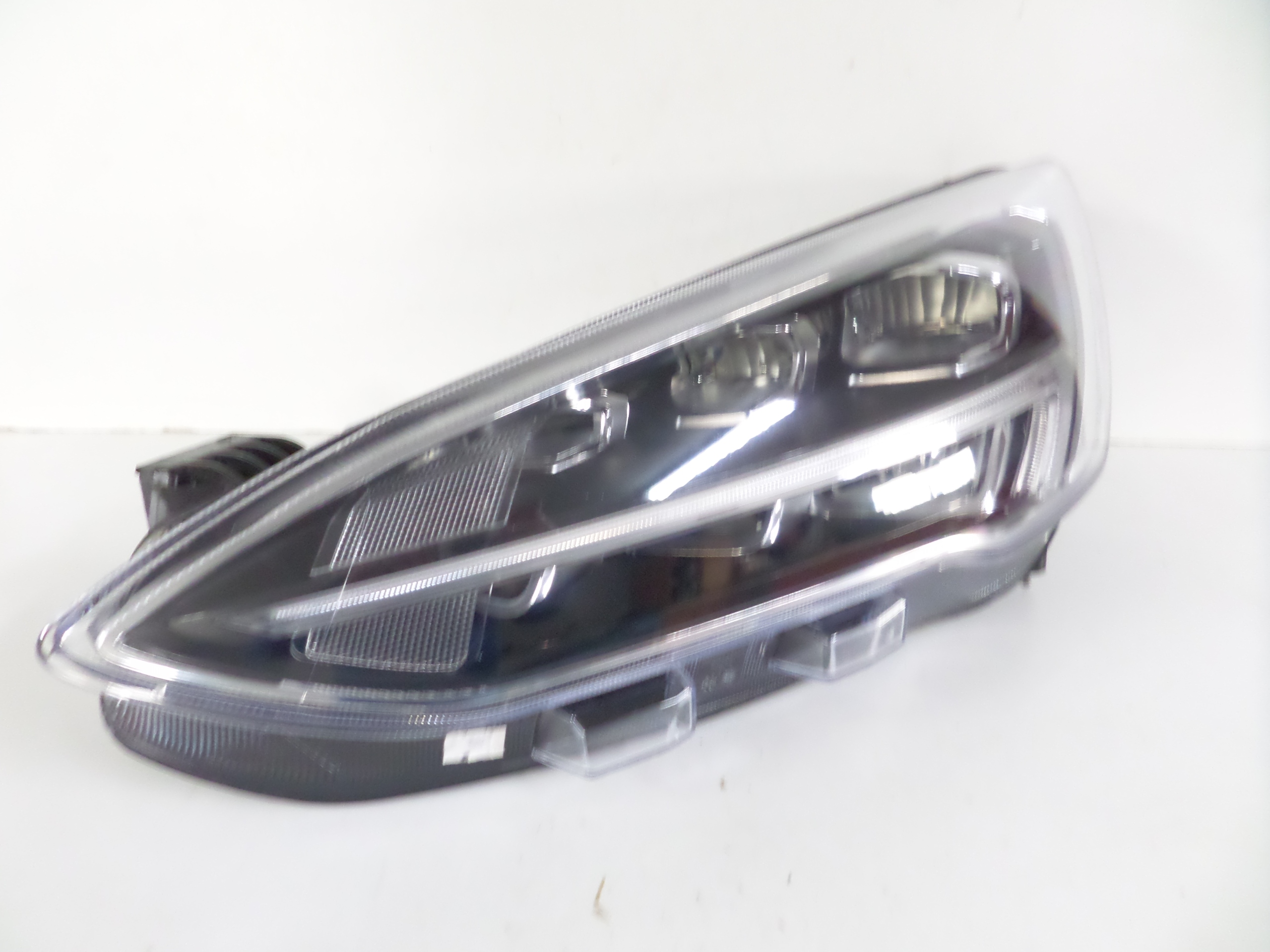 light front left FORD FOCUS MK4 18