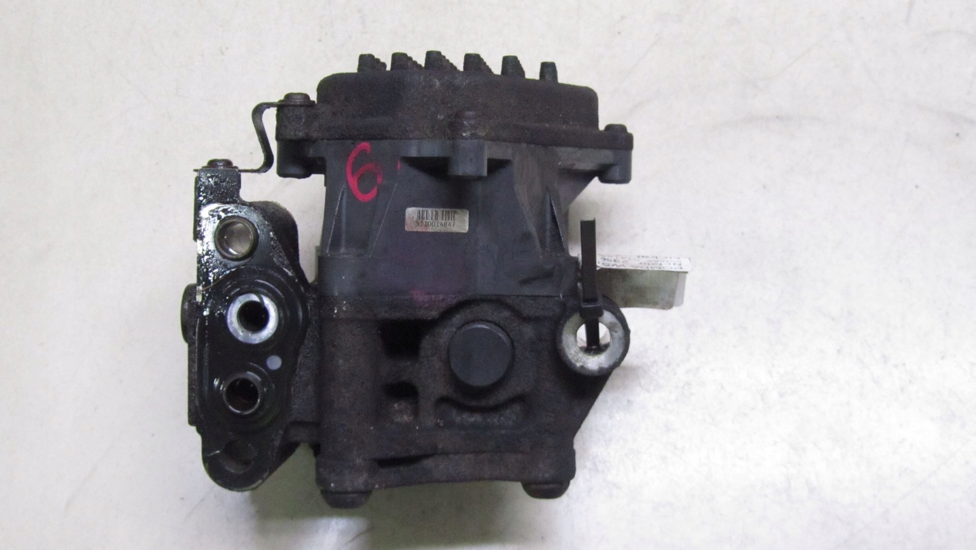 111/006 - VOLVO V60 S60 масляный насос коробки передач 31325357 10-13