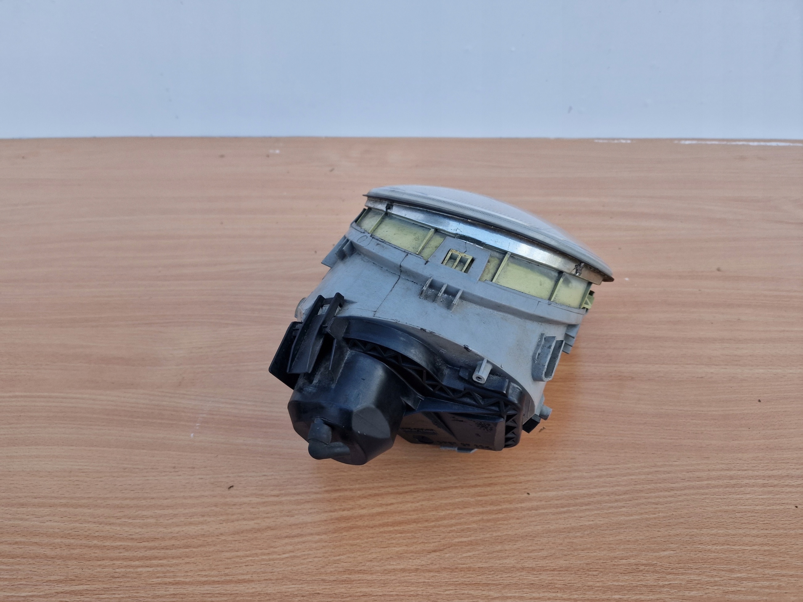 VW GARBUS 1C right light front REFLEKTOR right
