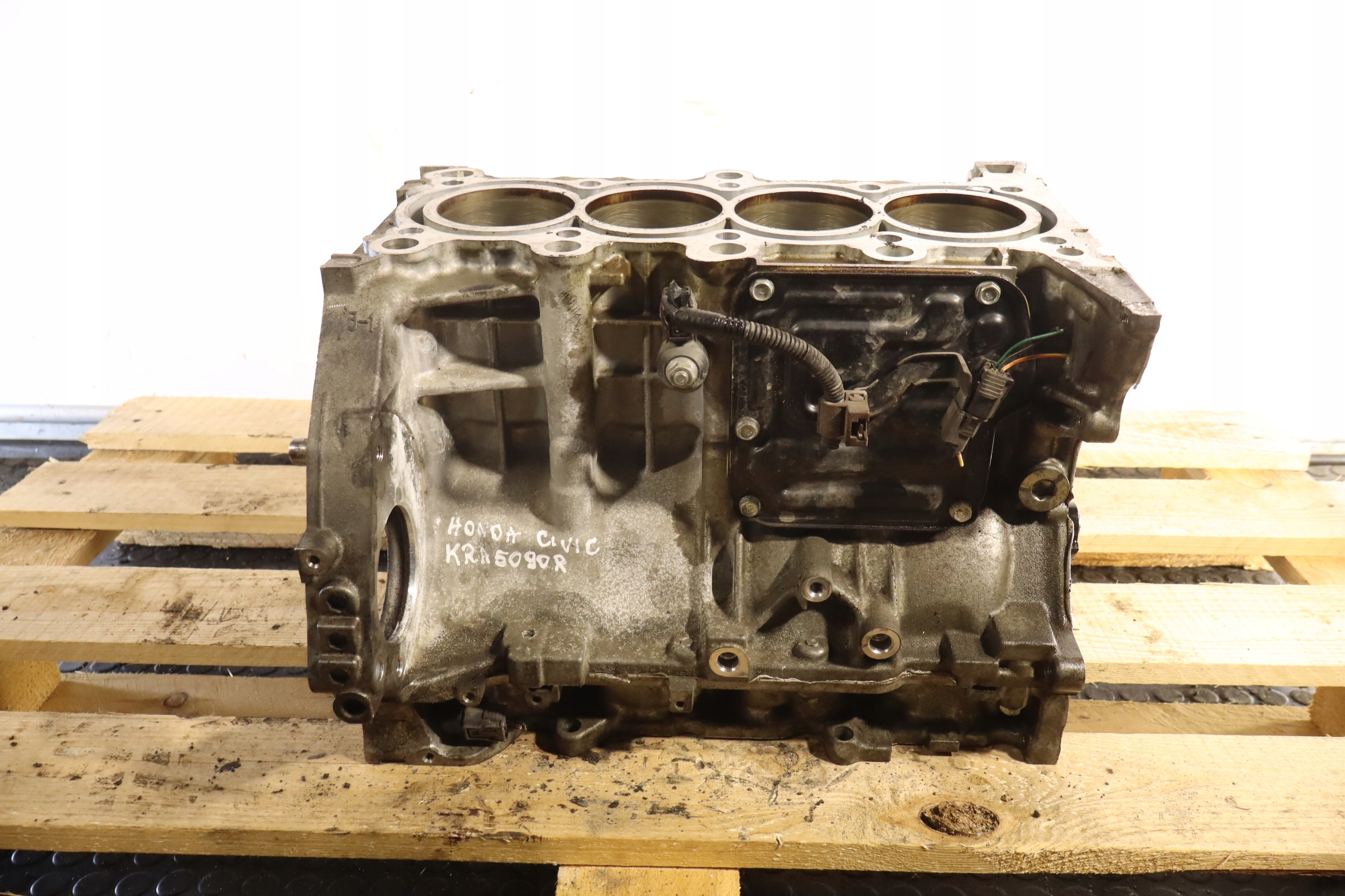 BLOK SILNIKA HONDA CIVIC IX 1.8 i-VTEC