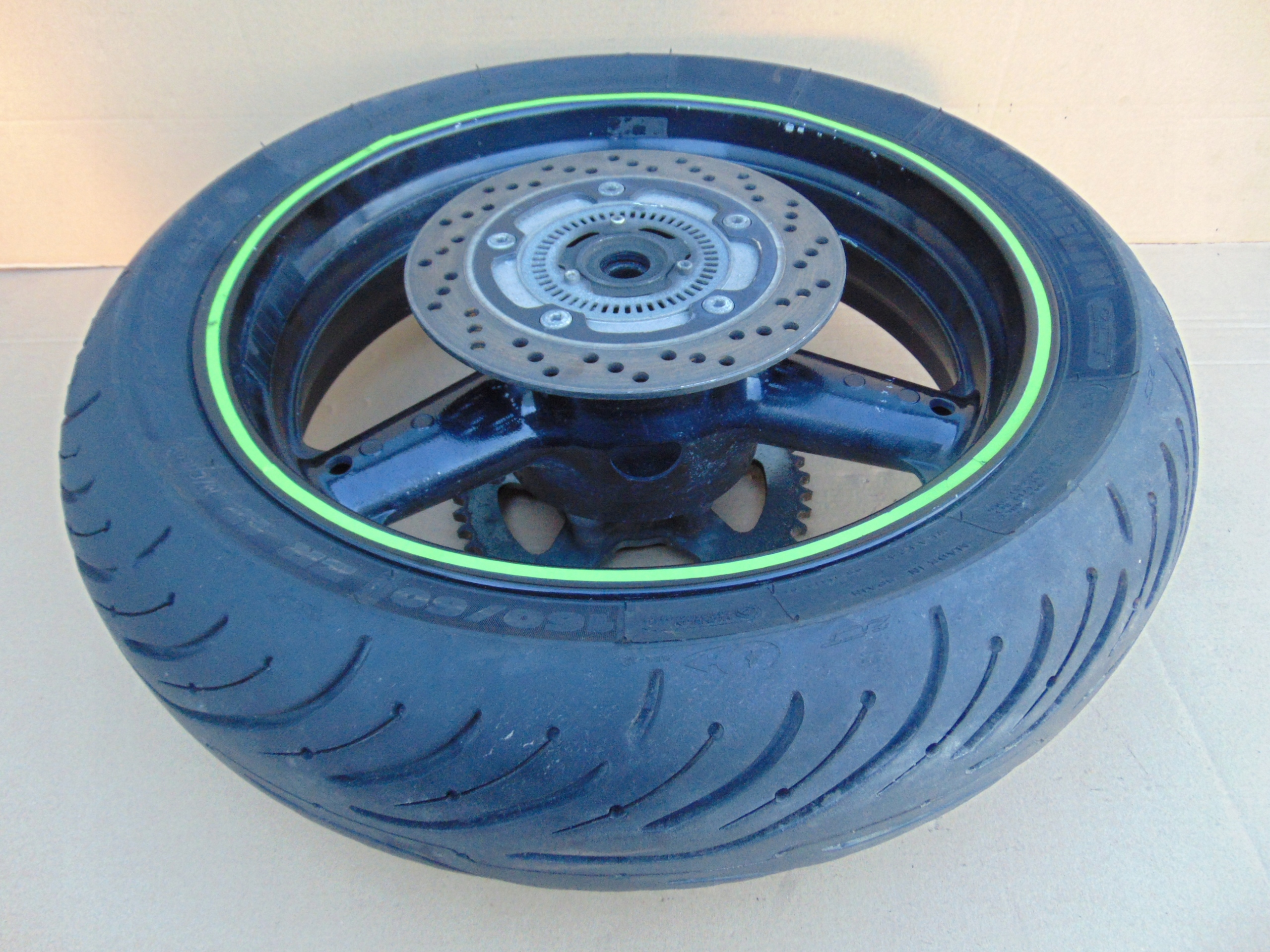 SUZUKI GSF 650 BANDIT KOLO OPONA TYL 160 60 17 ABS