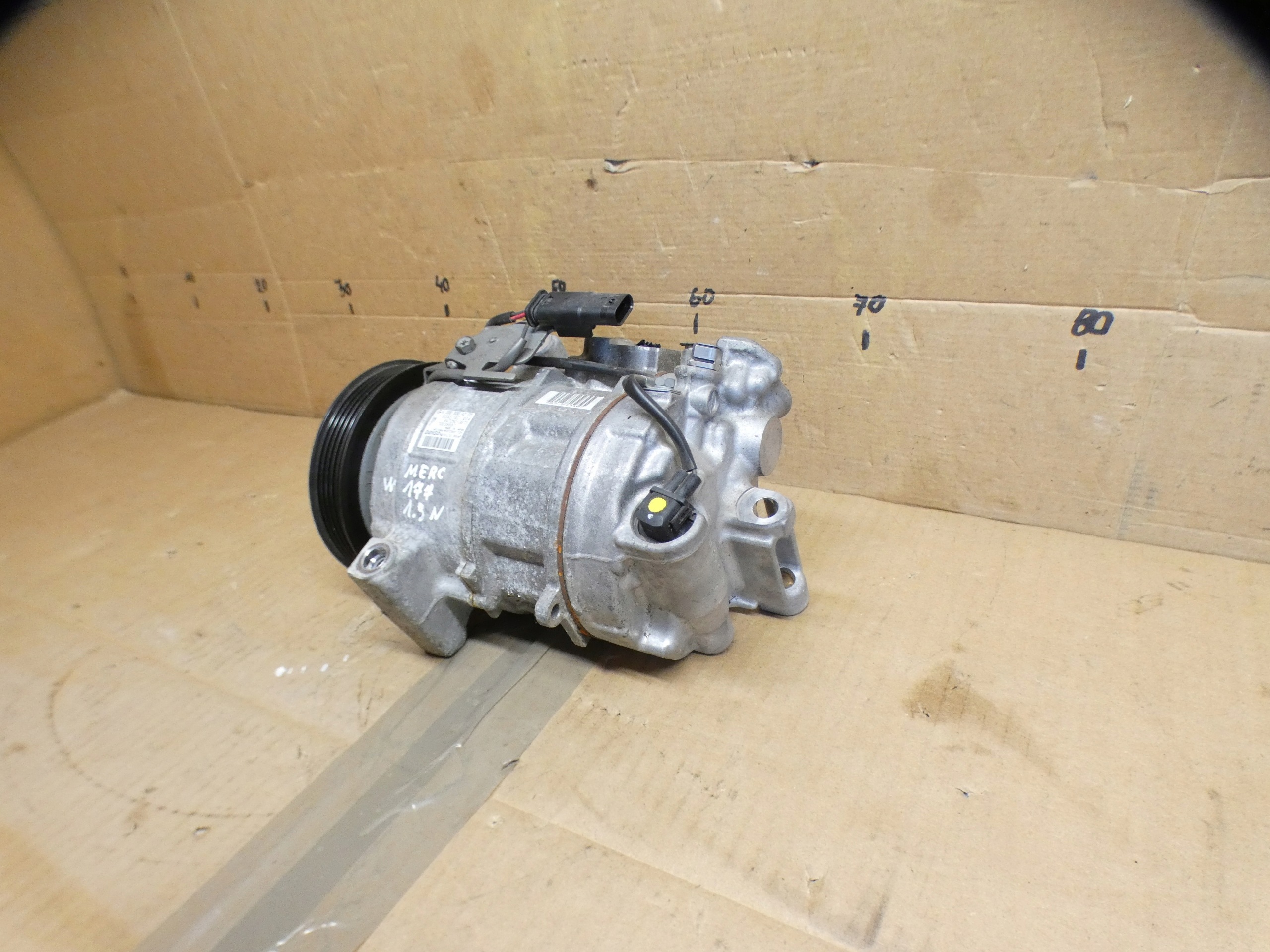 perfect condition compressor compressor; of the air conditioning MERCEDES W177