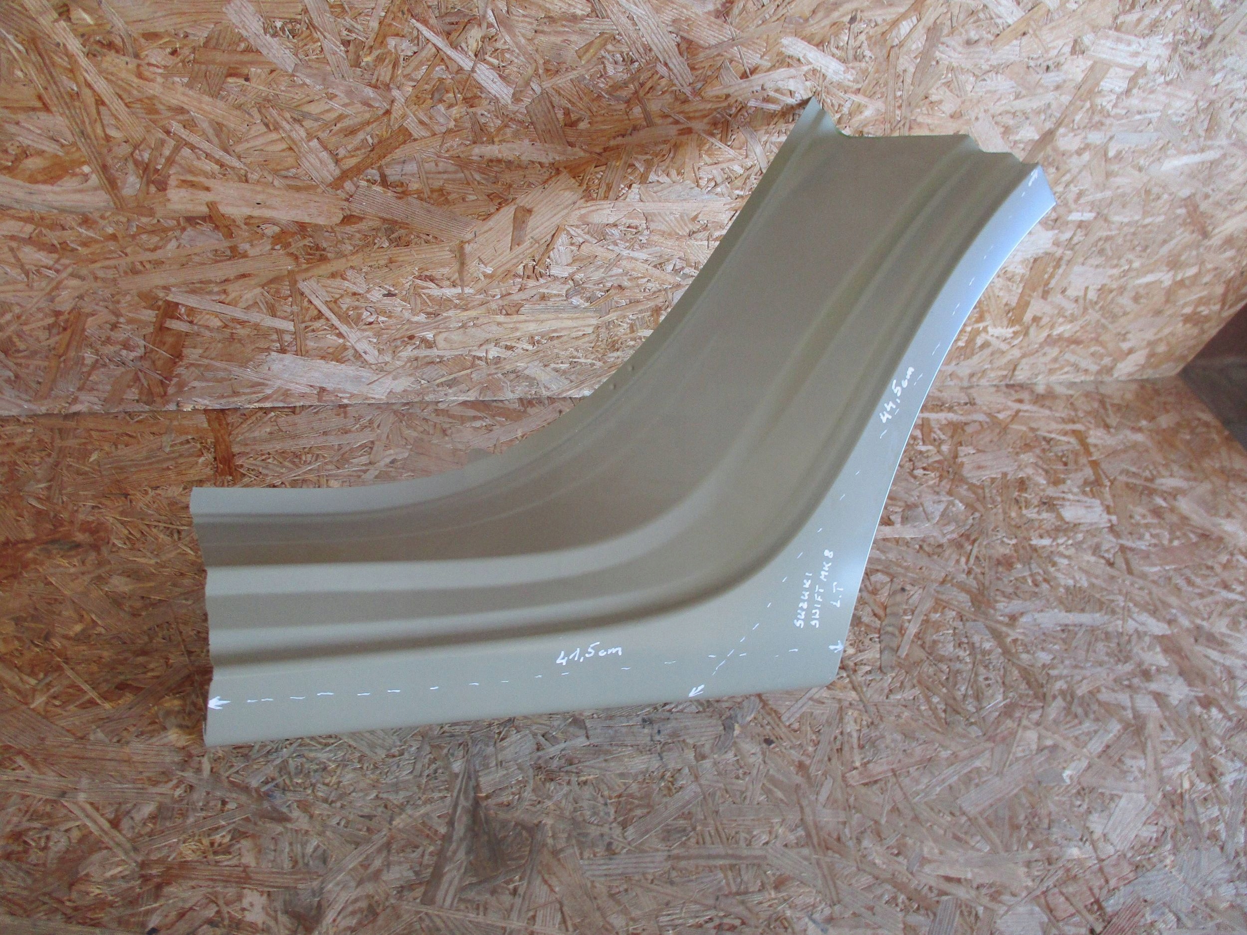 threshold left rear SUZUKI SWIFT MK8