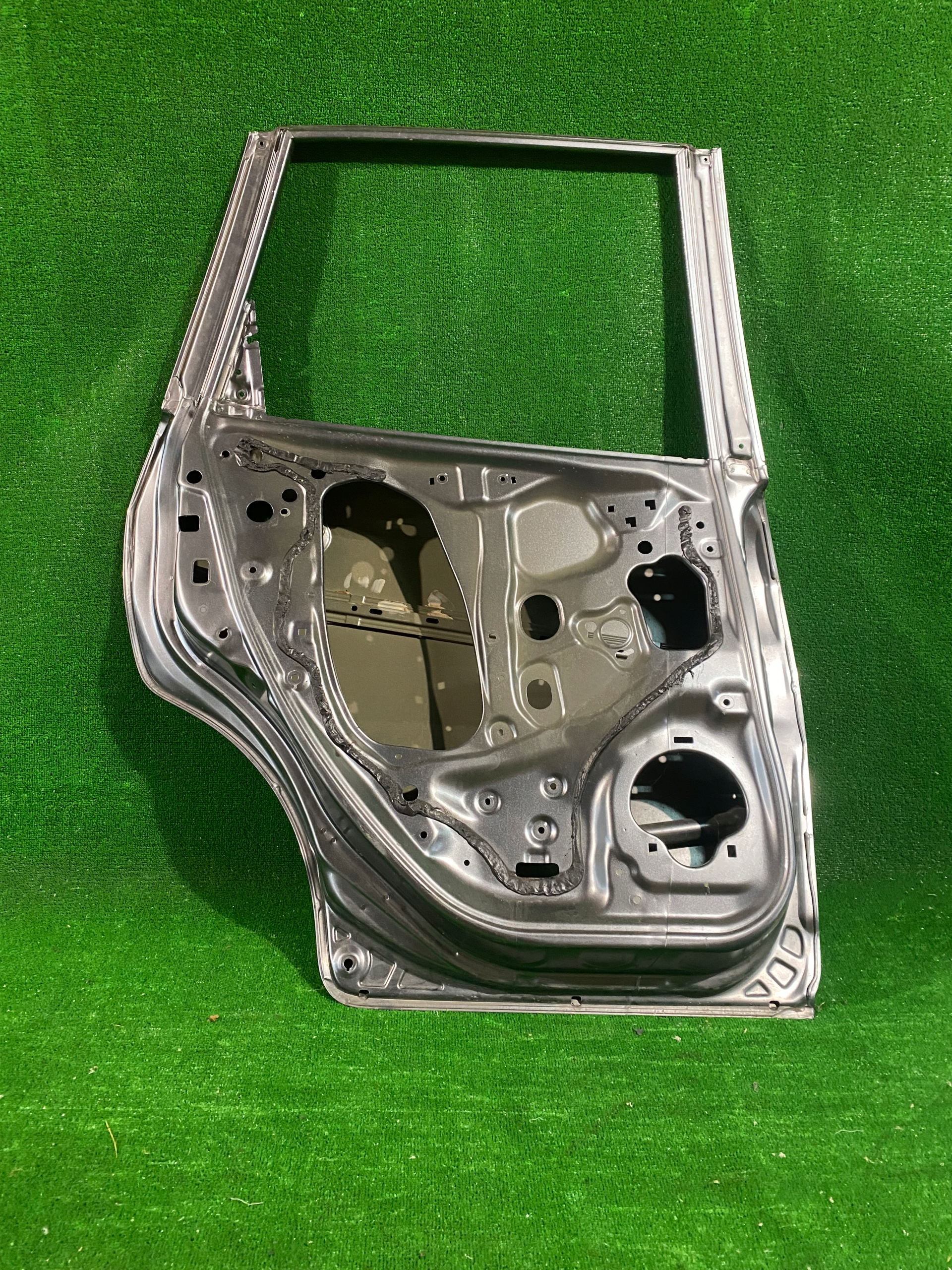 door left rear. HONDA JAZZ III 08