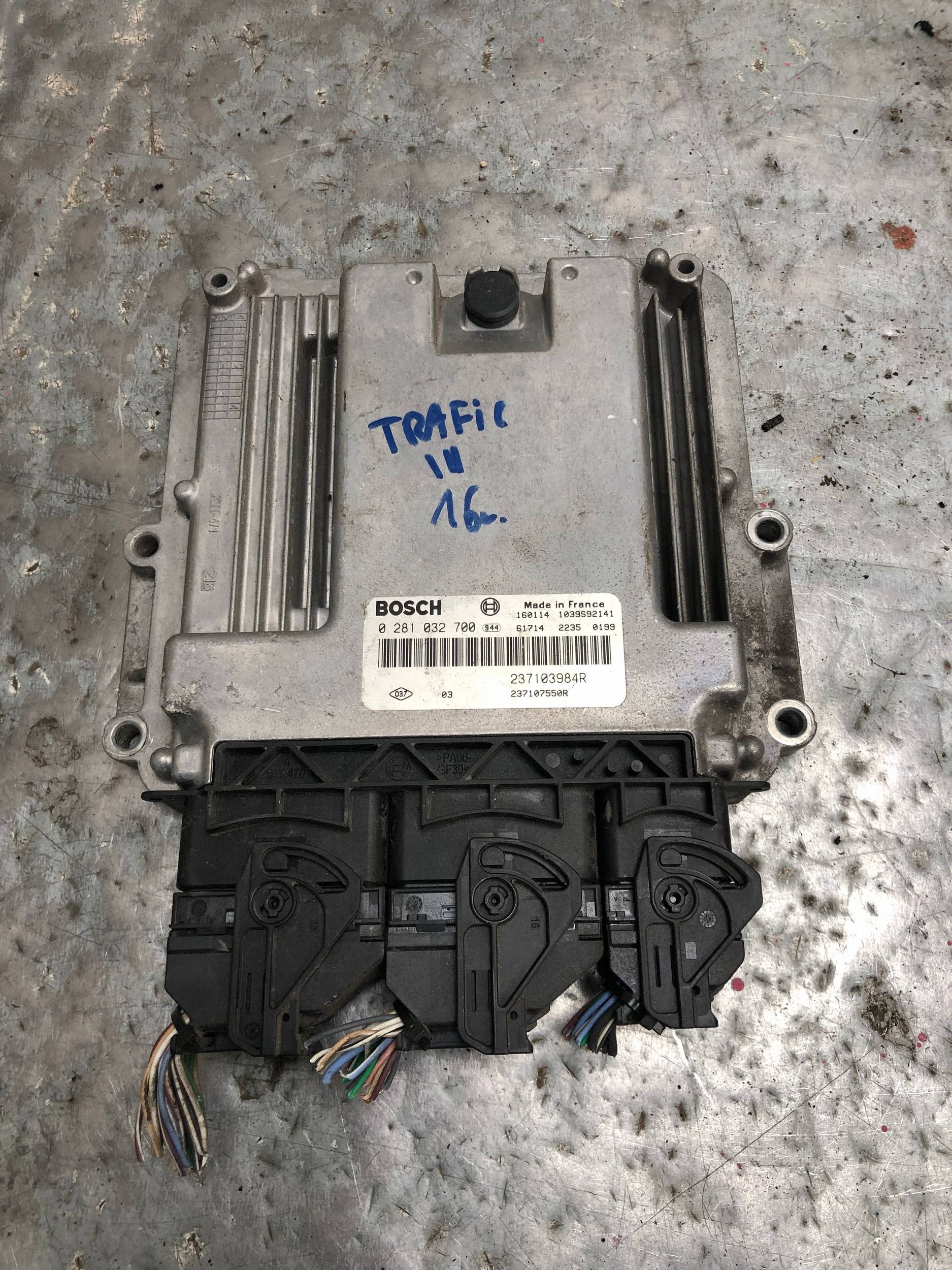 computer Motore RENAULT TRAFIC III 237103984R